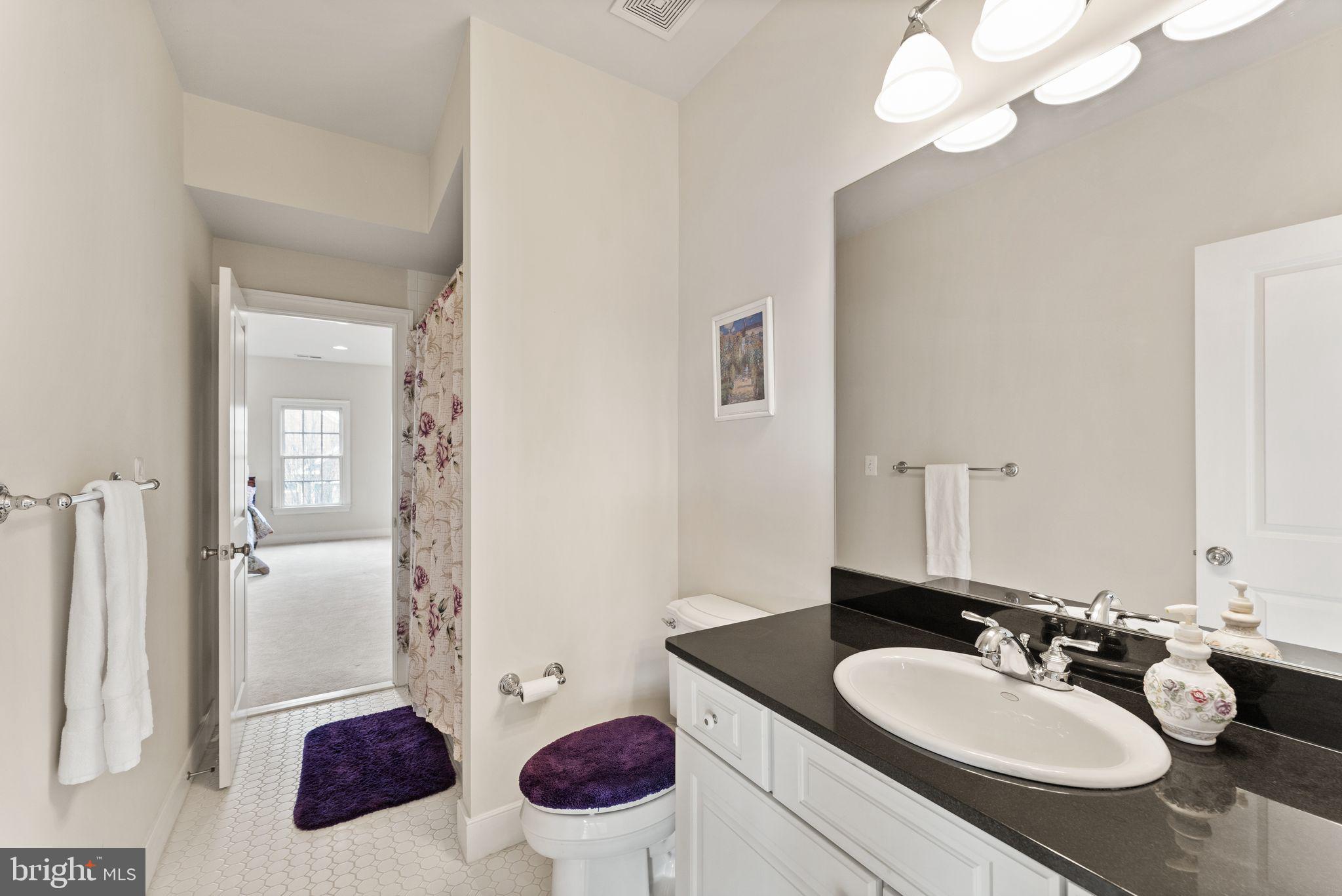 WEST MC LEAN - Residential