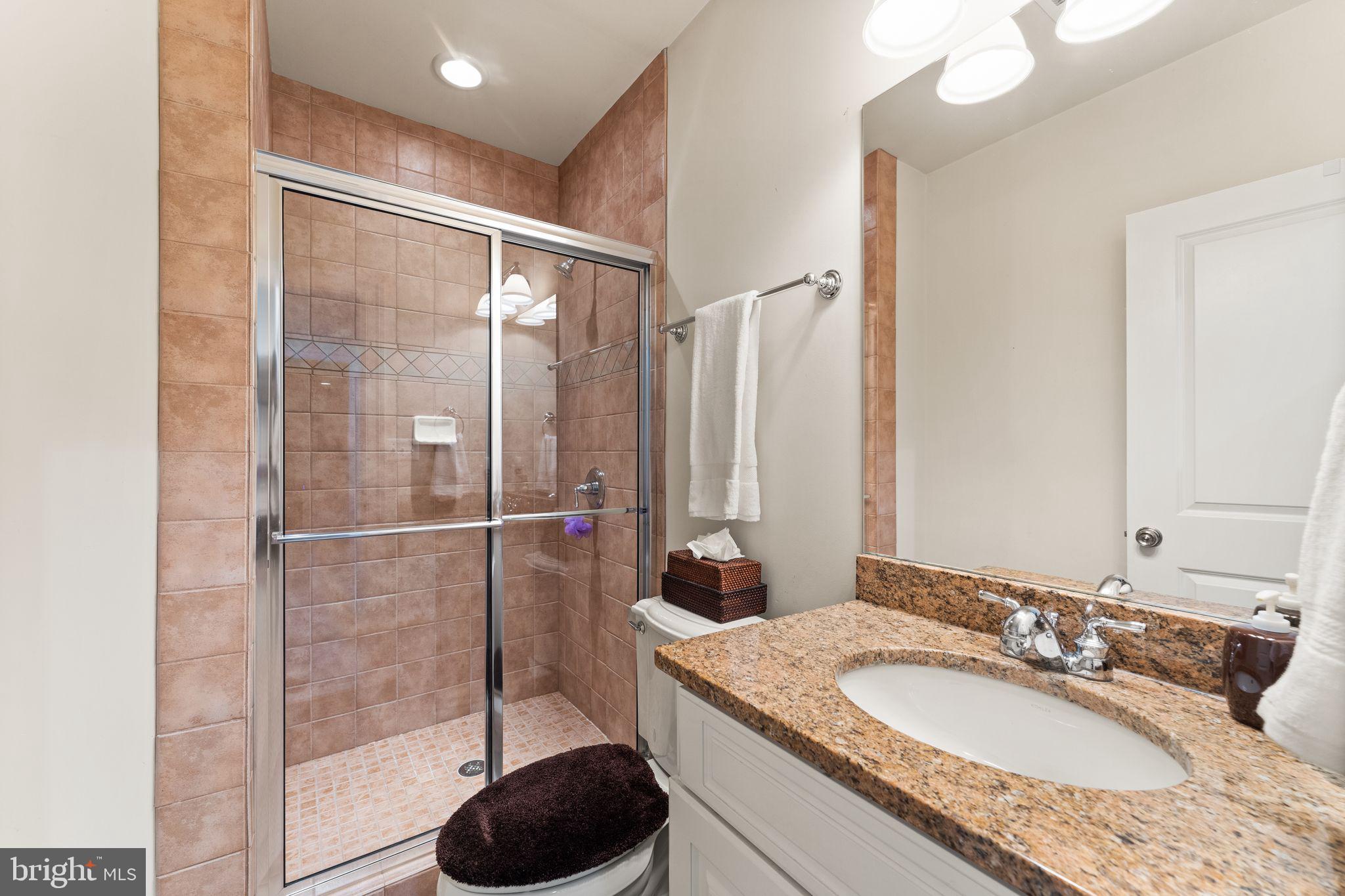 WEST MC LEAN - Residential