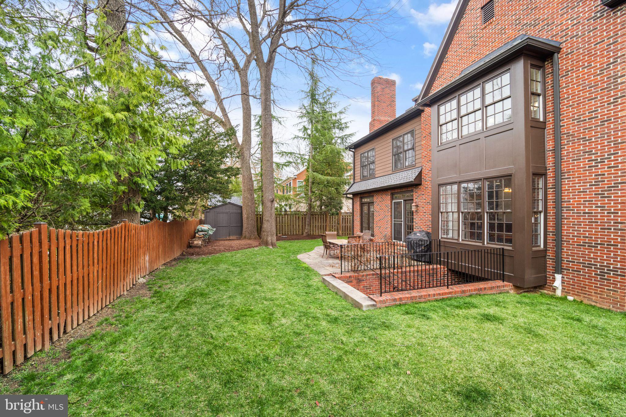 WEST MC LEAN - Residential