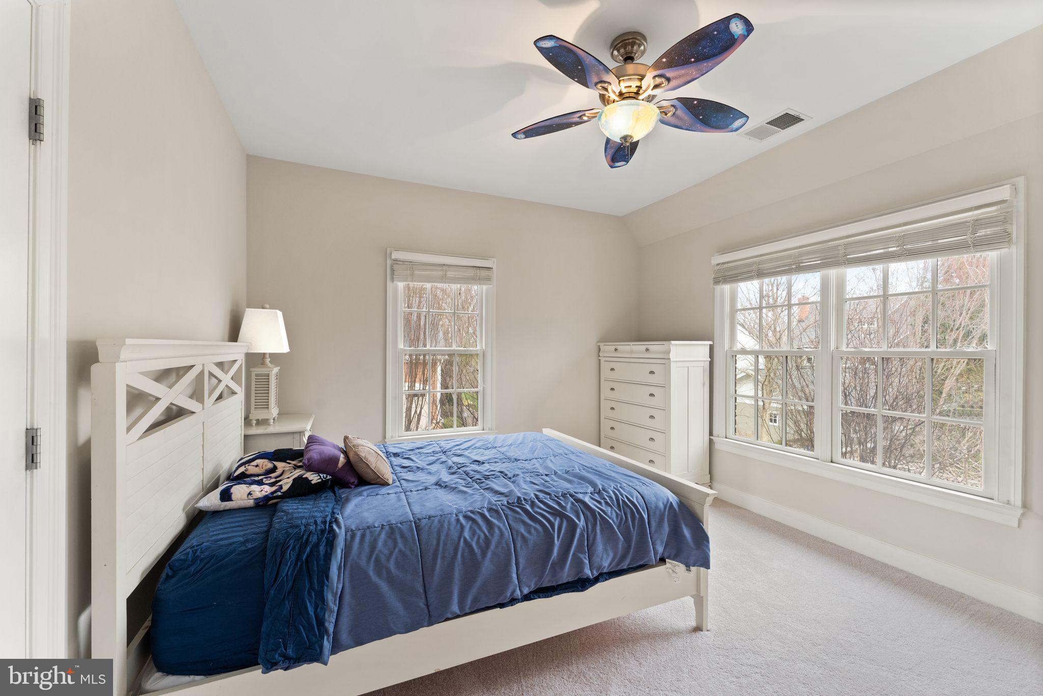 WEST MC LEAN - Residential