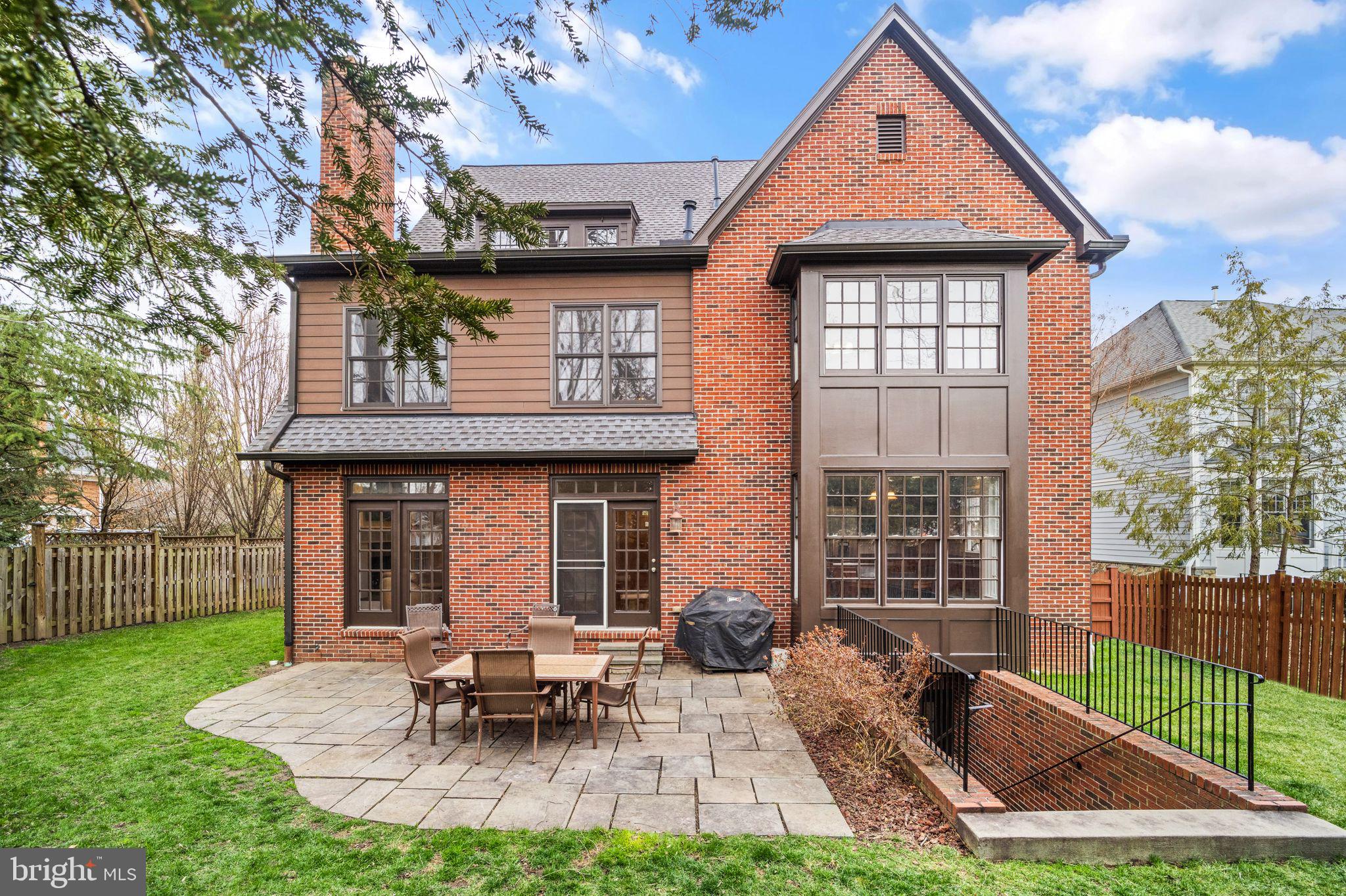 WEST MC LEAN - Residential