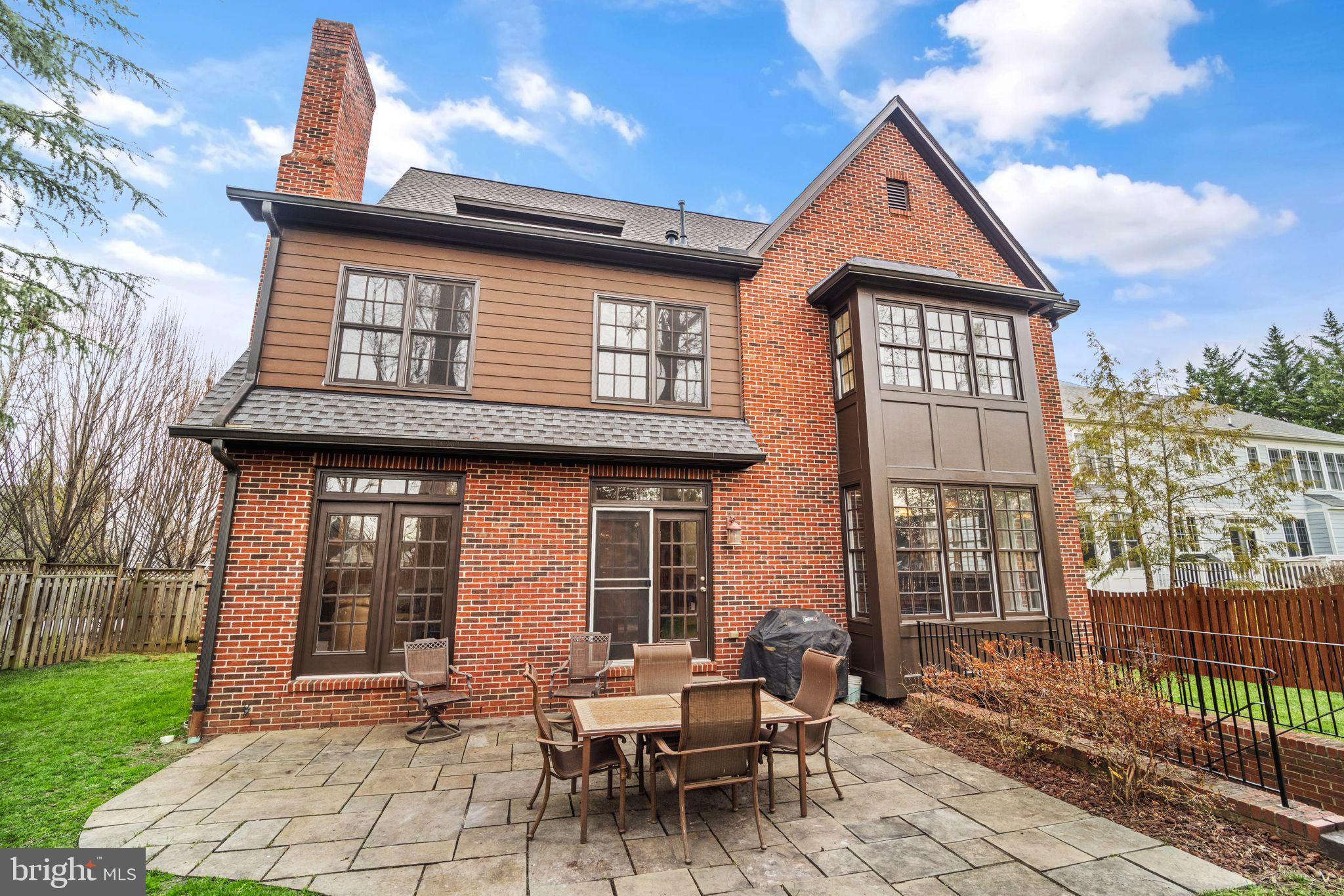 WEST MC LEAN - Residential