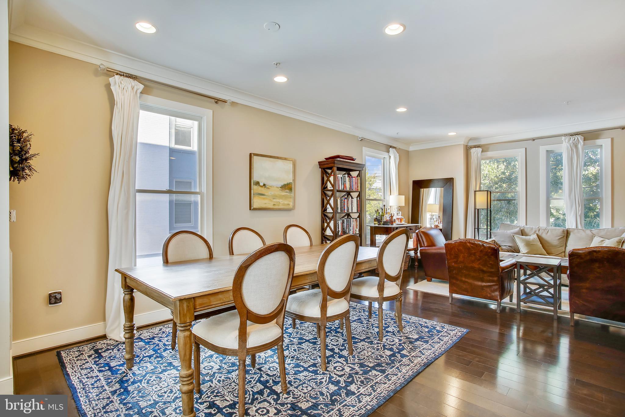 OLD TOWN COMMONS - Residential Lease