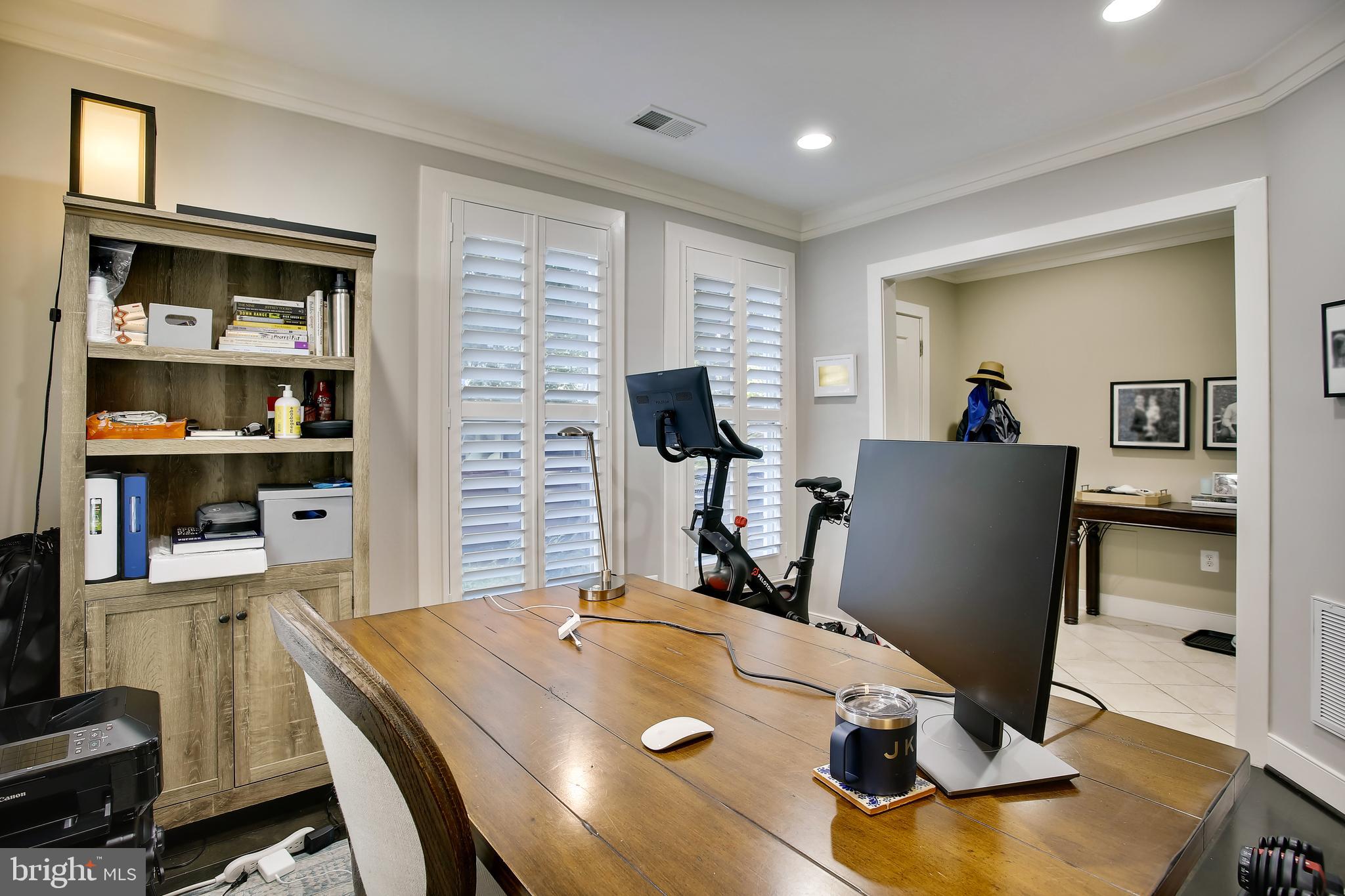 OLD TOWN COMMONS - Residential Lease