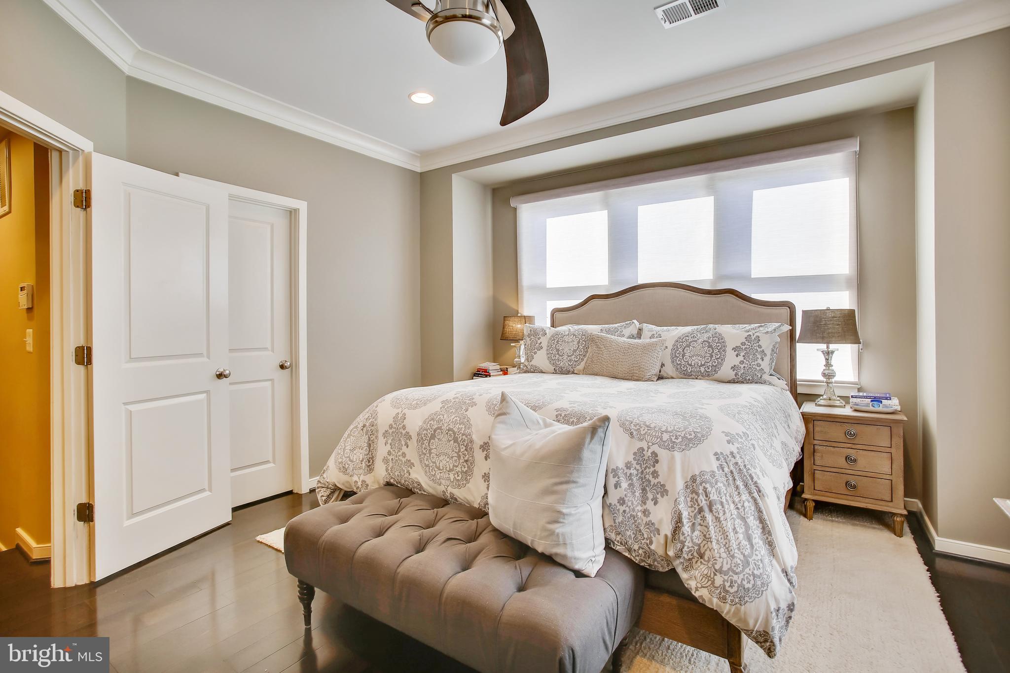 OLD TOWN COMMONS - Residential Lease