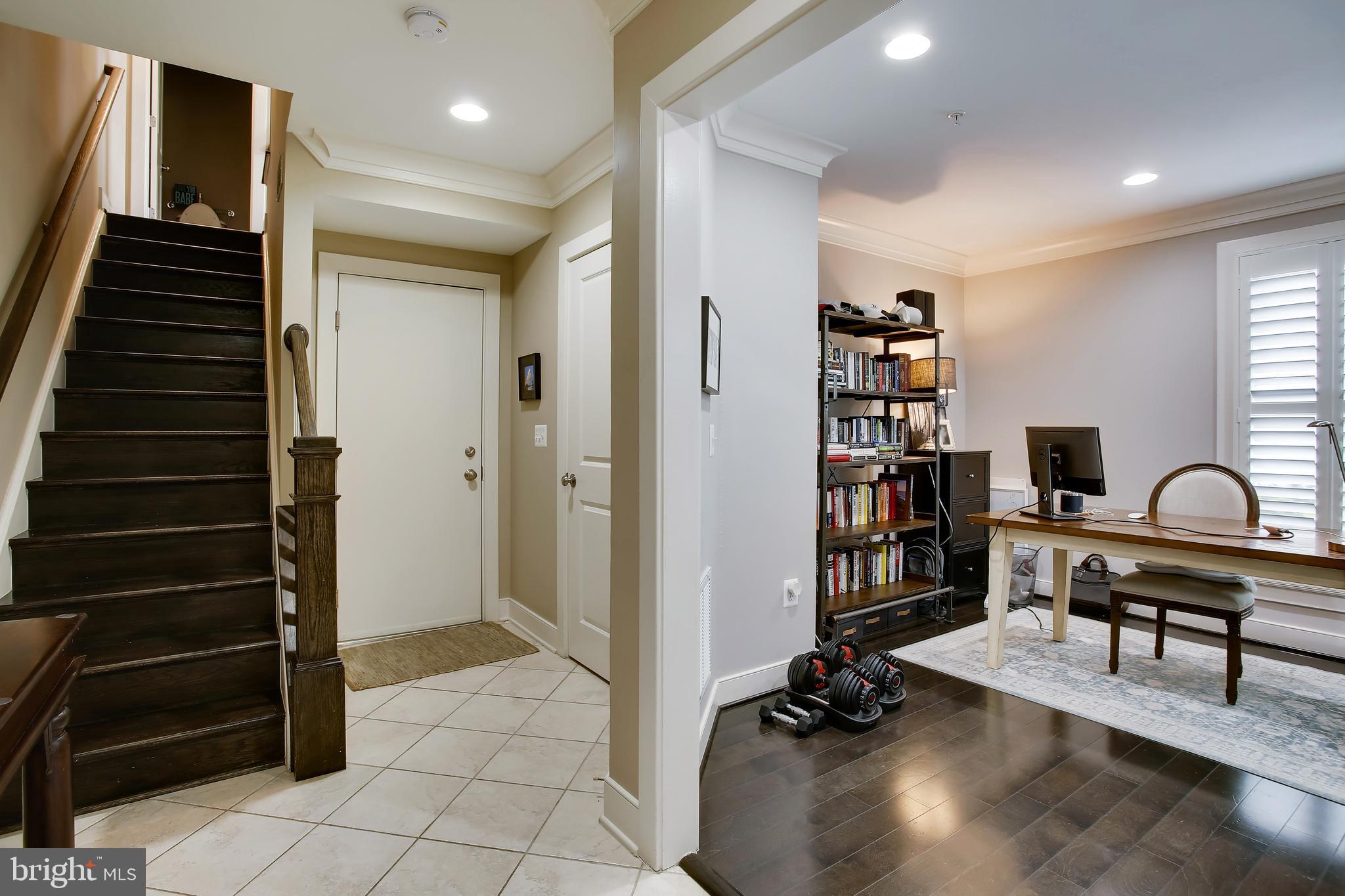 OLD TOWN COMMONS - Residential Lease