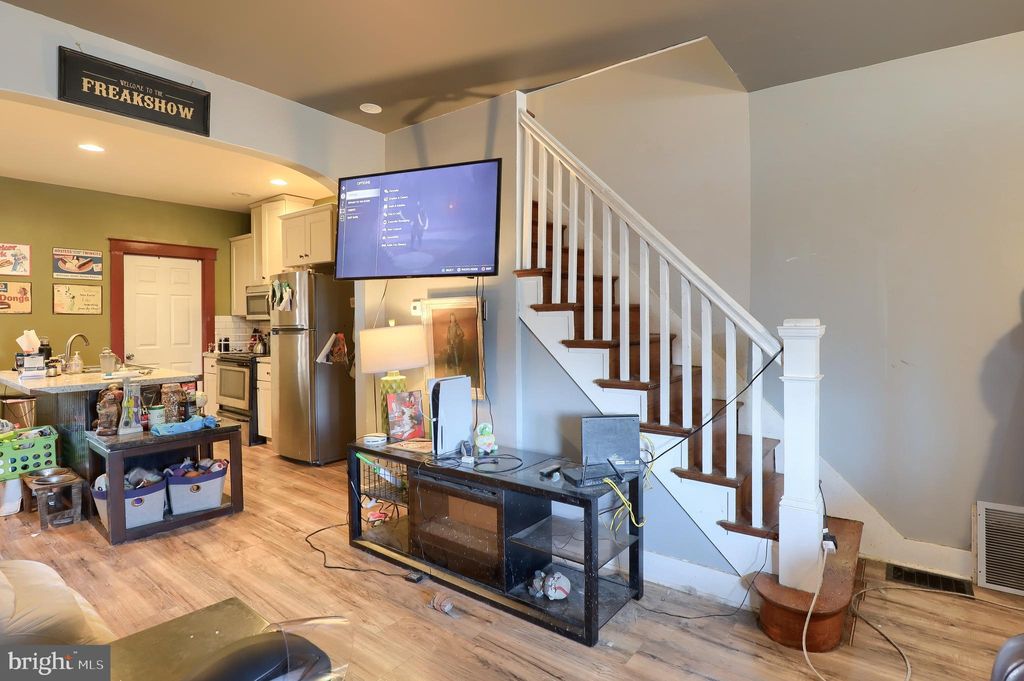 Photo of 930 N Plum Street, Lancaster, PA 17602 (MLS # PALA2045766)