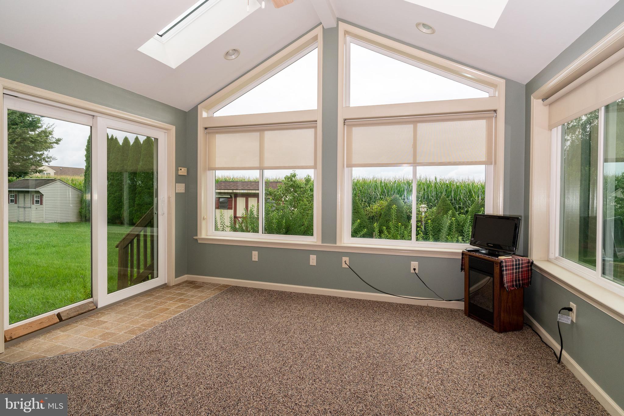 WILLOW CREEK/MT JOY - Residential