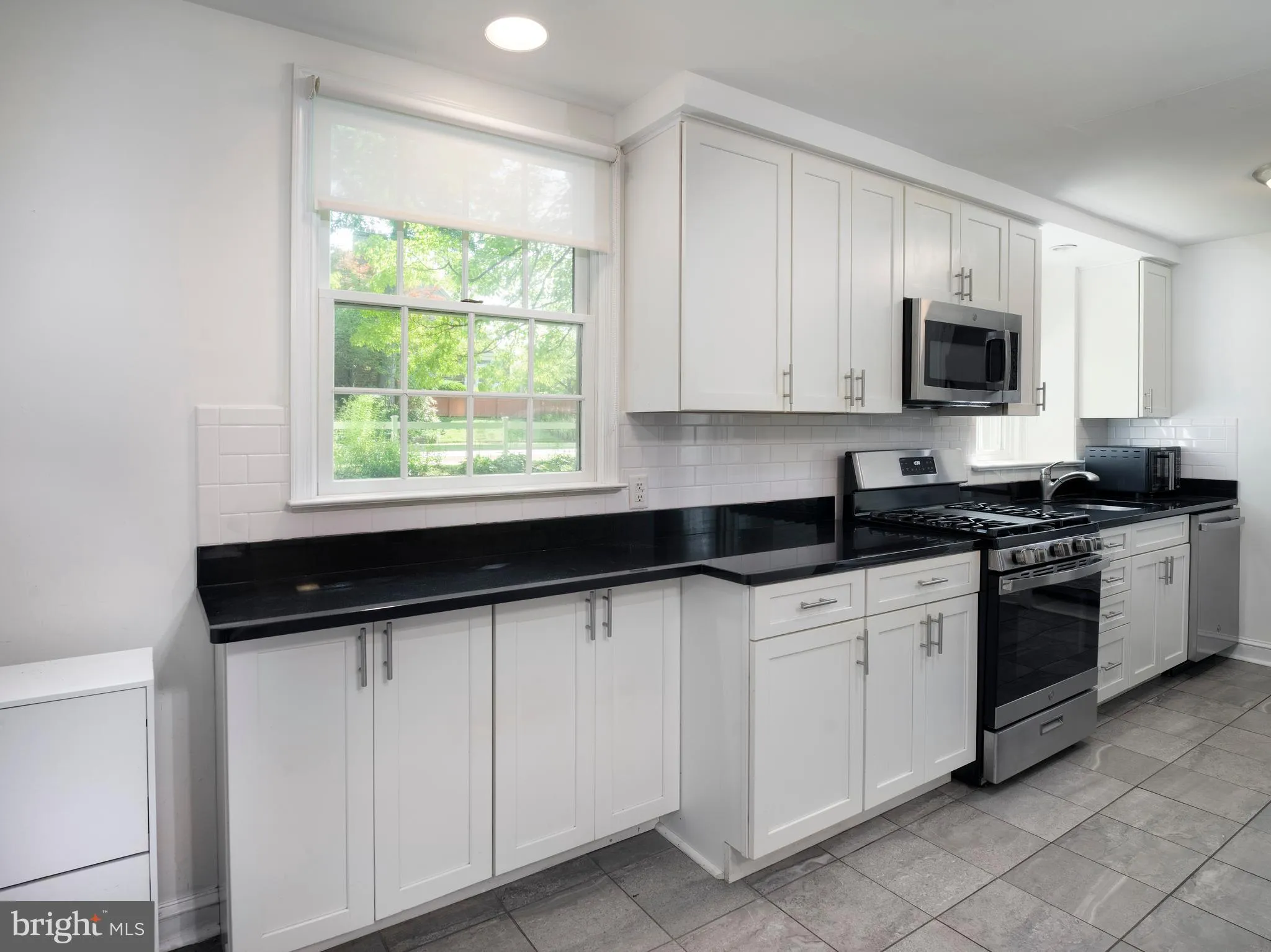 Wynnewood, Pennsylvania 19096, United States, 3 Bedrooms Bedrooms, ,2 BathroomsBathrooms,Residential,Active,174500