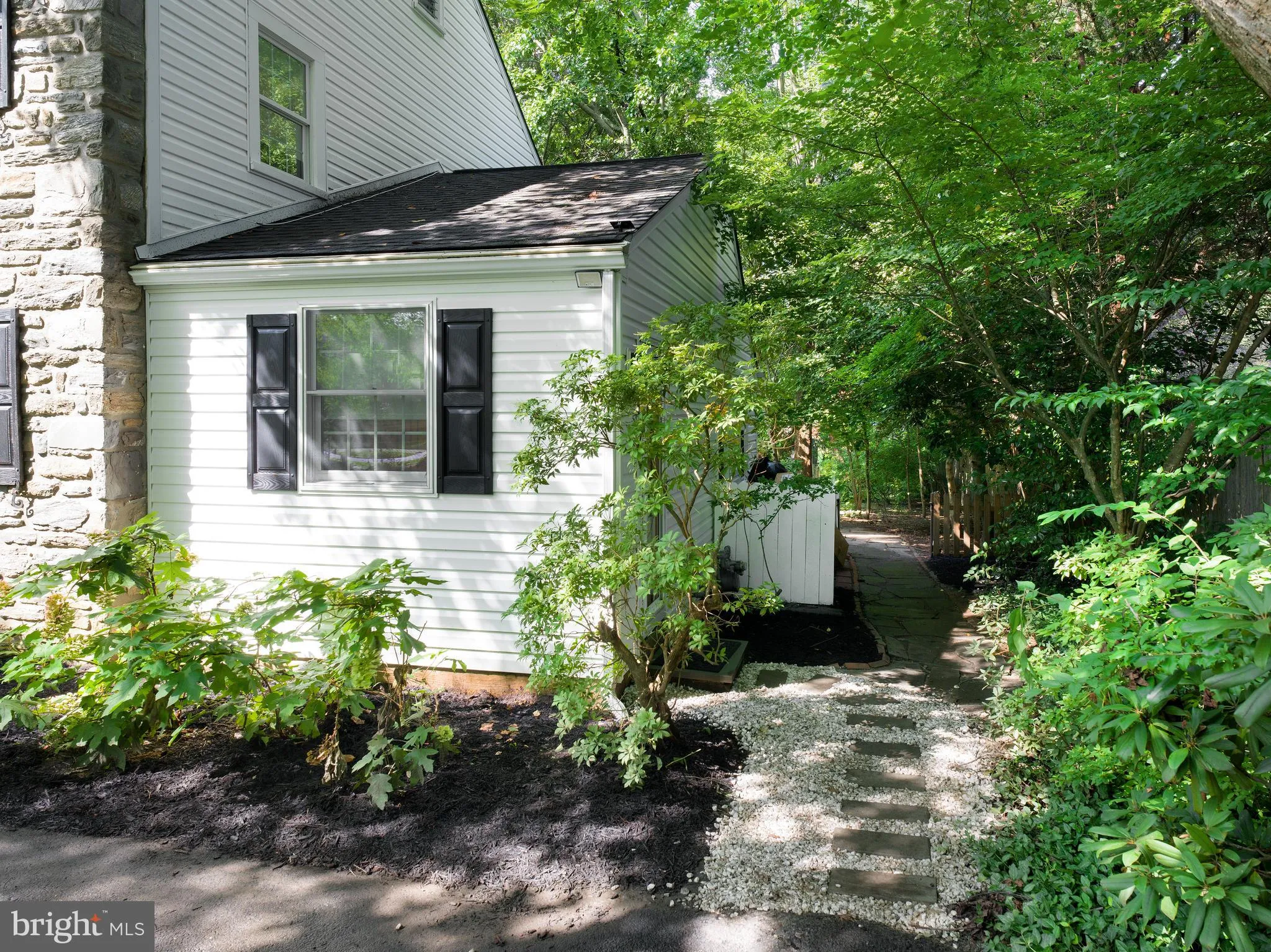 Wynnewood, Pennsylvania 19096, United States, 3 Bedrooms Bedrooms, ,2 BathroomsBathrooms,Residential,Active,174500