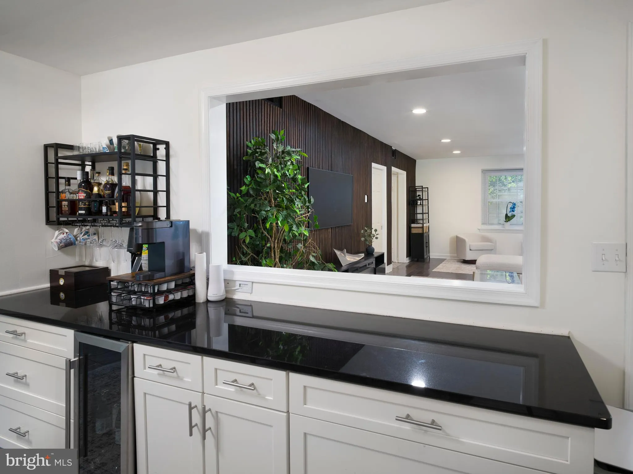 Wynnewood, Pennsylvania 19096, United States, 3 Bedrooms Bedrooms, ,2 BathroomsBathrooms,Residential,Active,174500