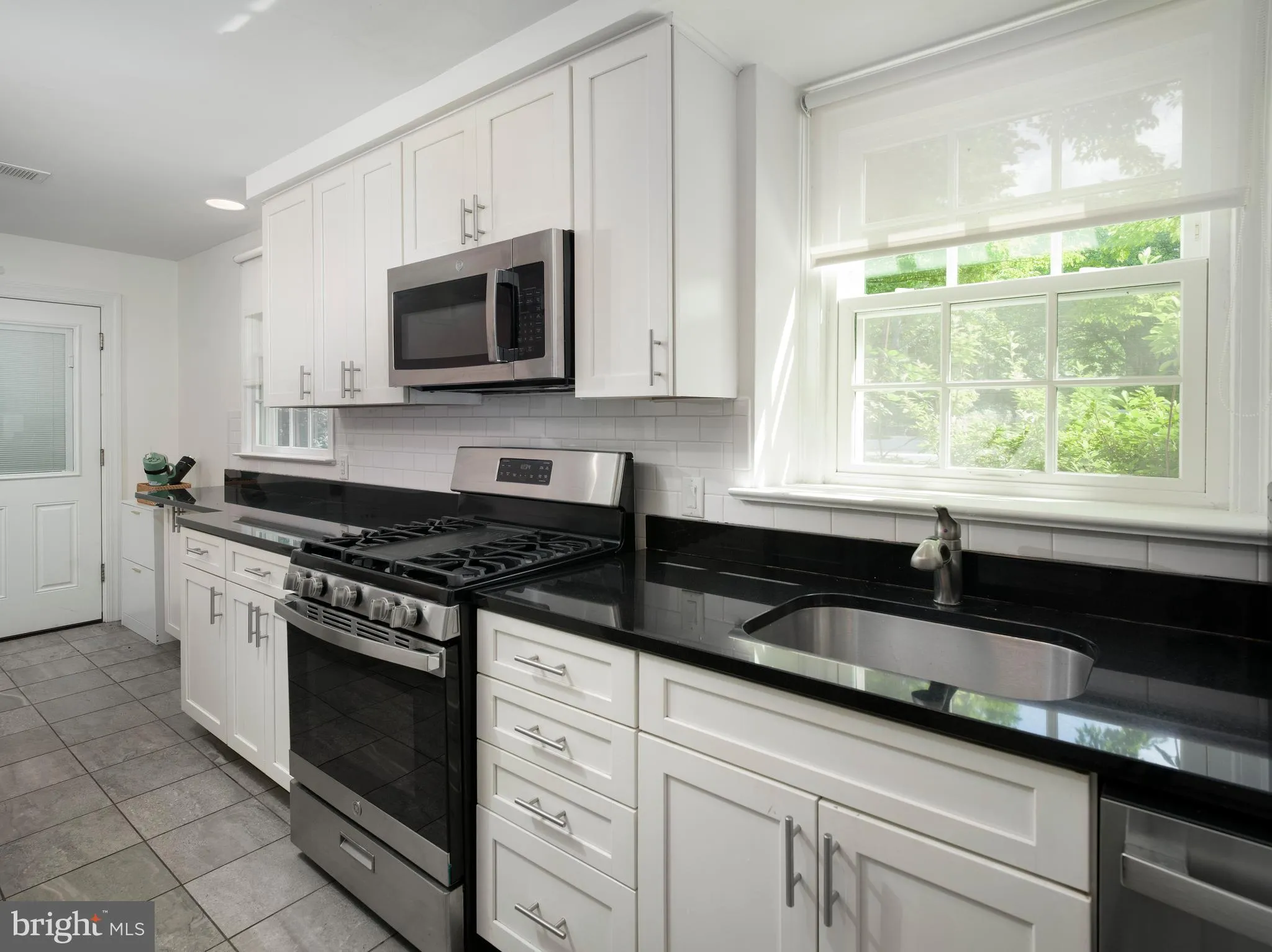 Wynnewood, Pennsylvania 19096, United States, 3 Bedrooms Bedrooms, ,2 BathroomsBathrooms,Residential,Active,174500