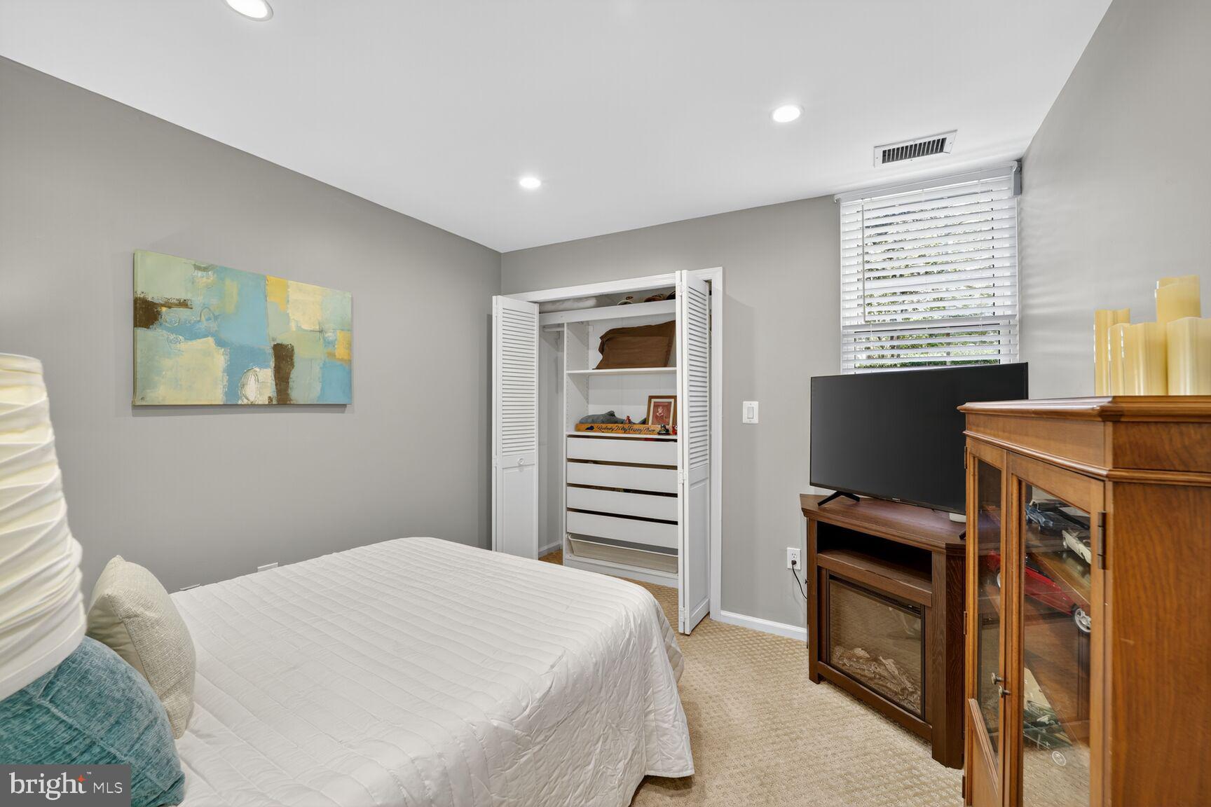 HEATHERLEA - Residential