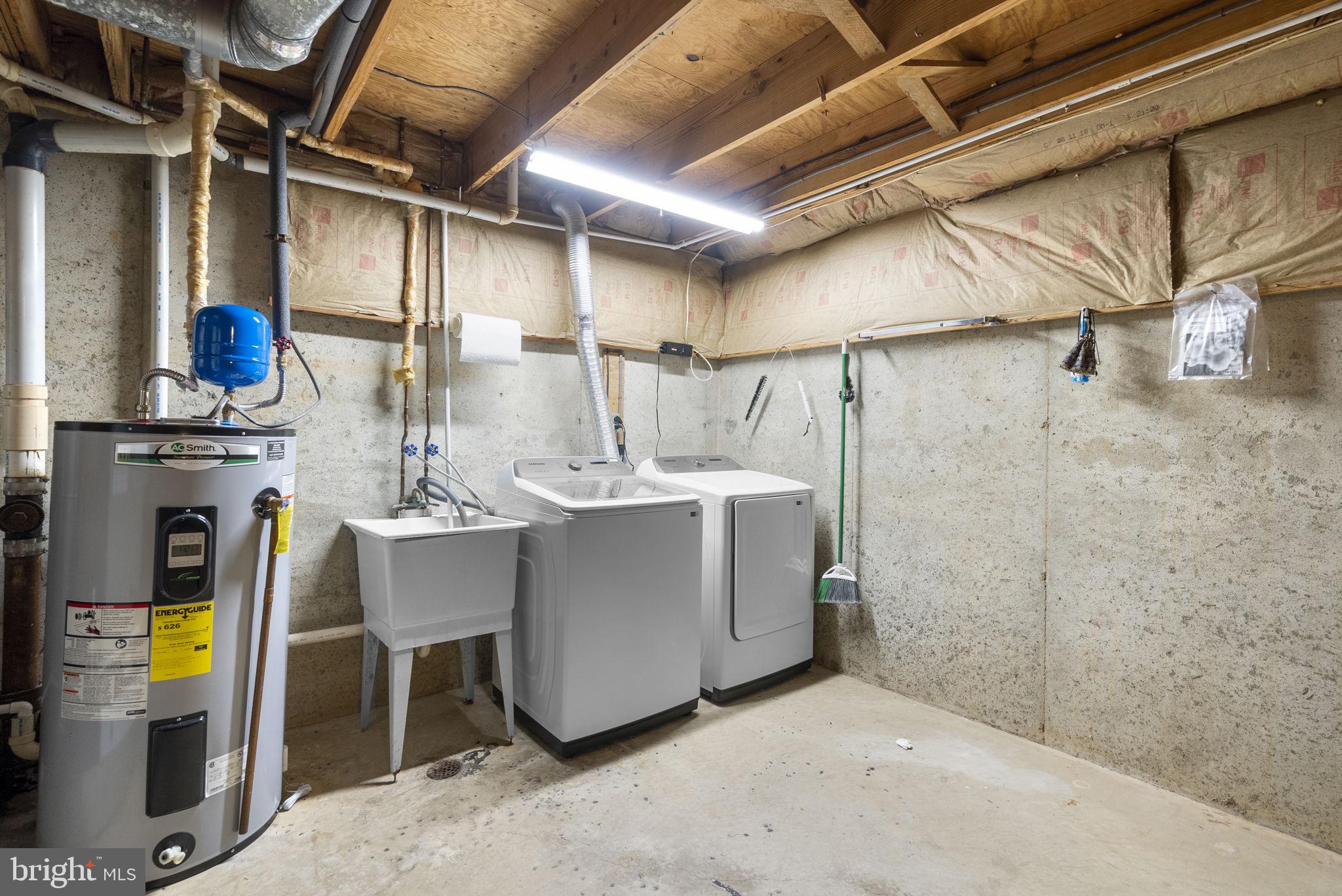 ARROWHEAD - Residential