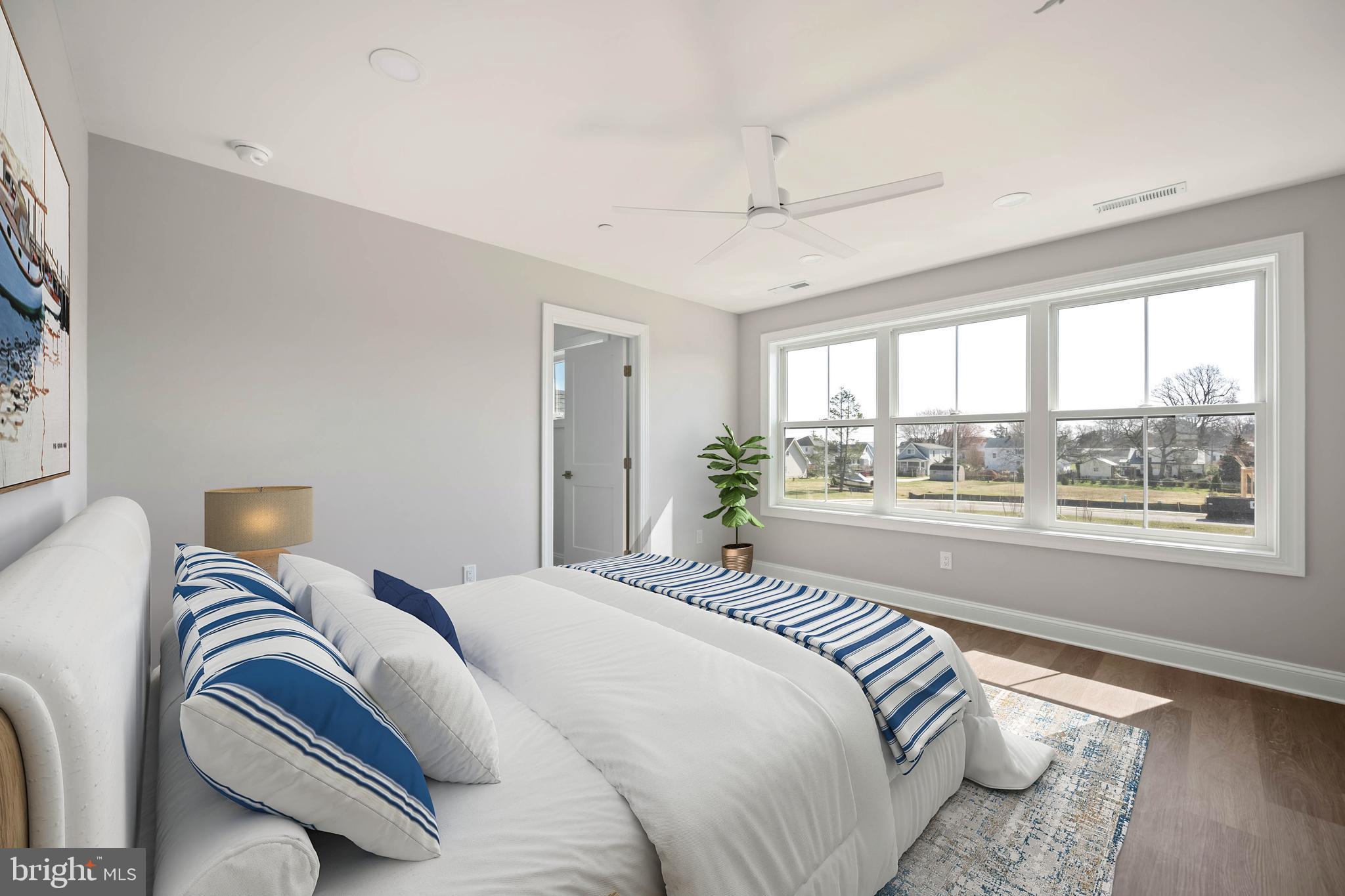 FISHERS COVE - Residential