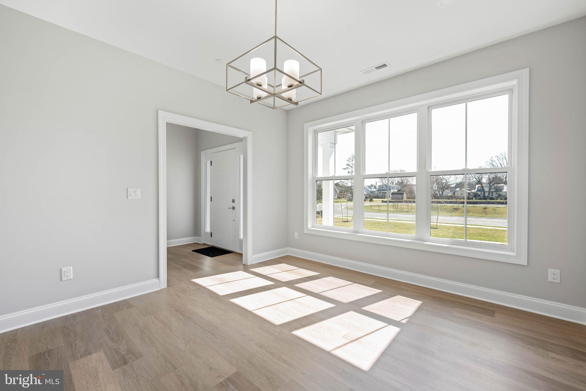 FISHERS COVE - Residential