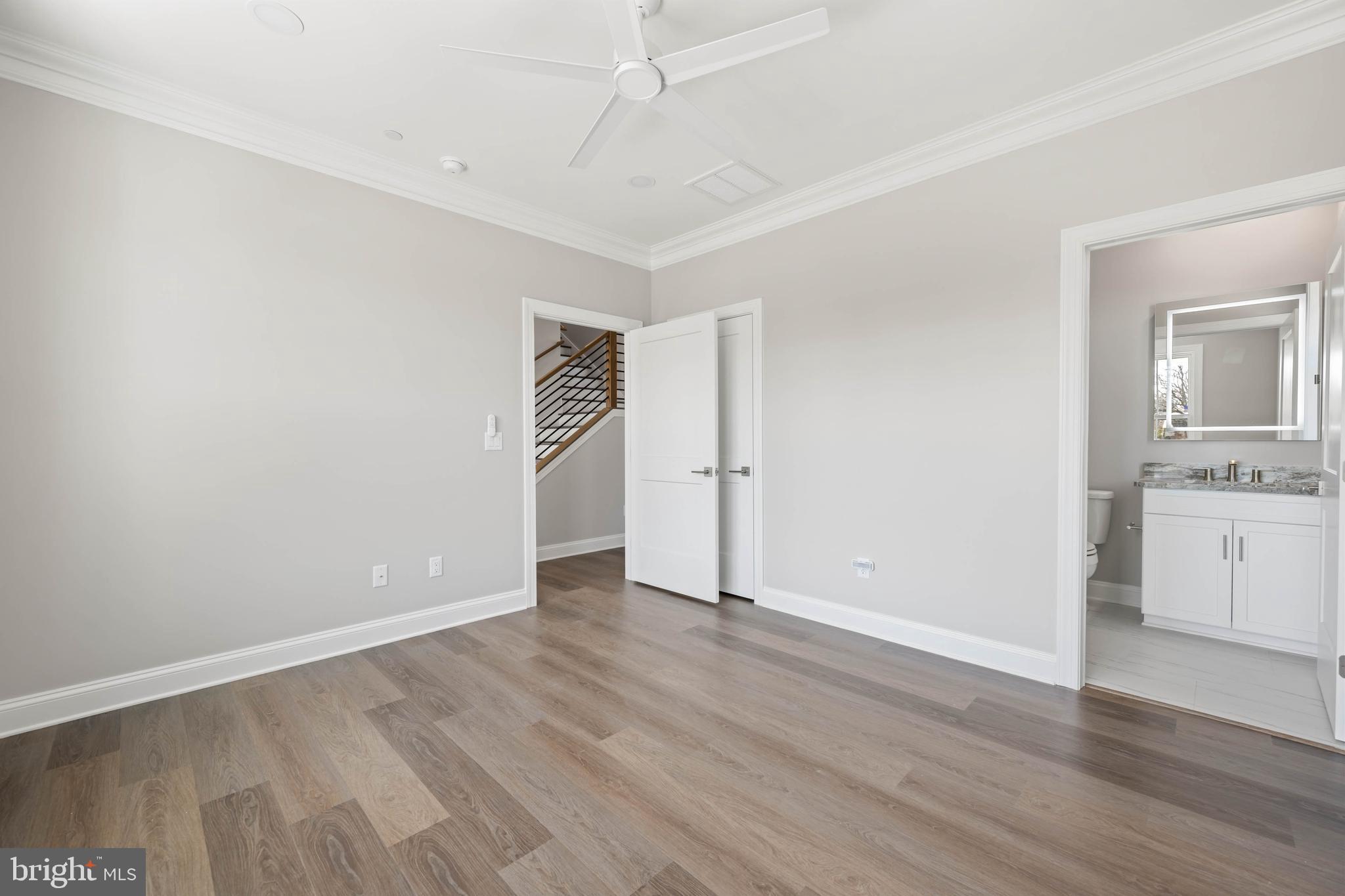 FISHERS COVE - Residential