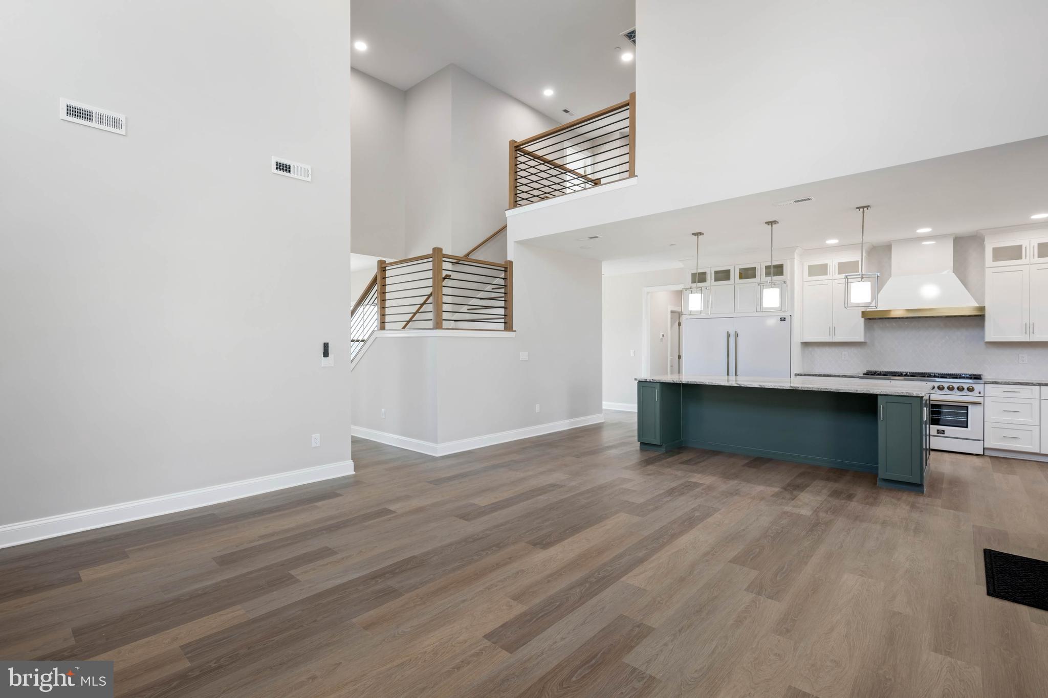 FISHERS COVE - Residential