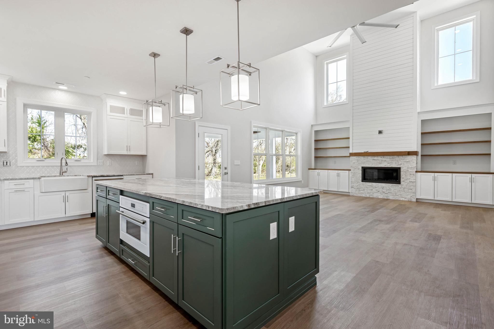 FISHERS COVE - Residential