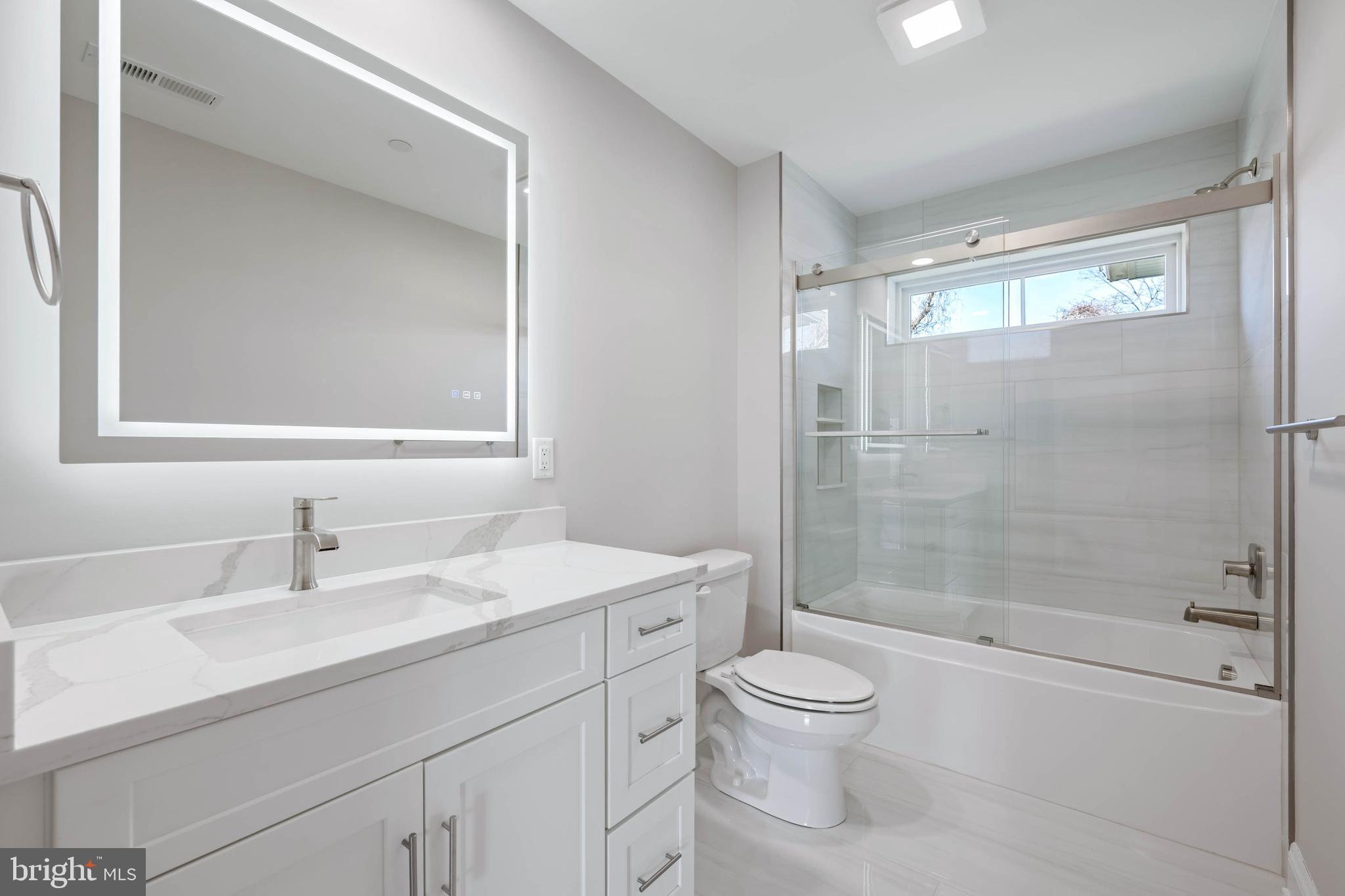 FISHERS COVE - Residential