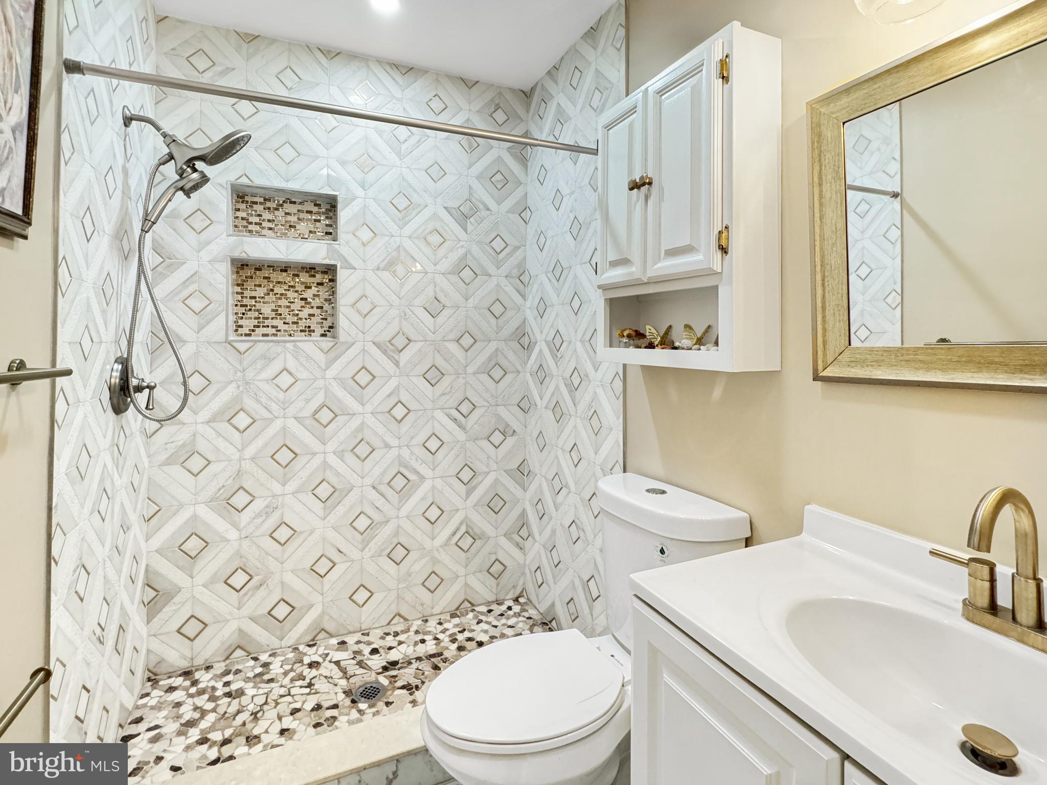 PLYERS MILL ESTATES - Residential