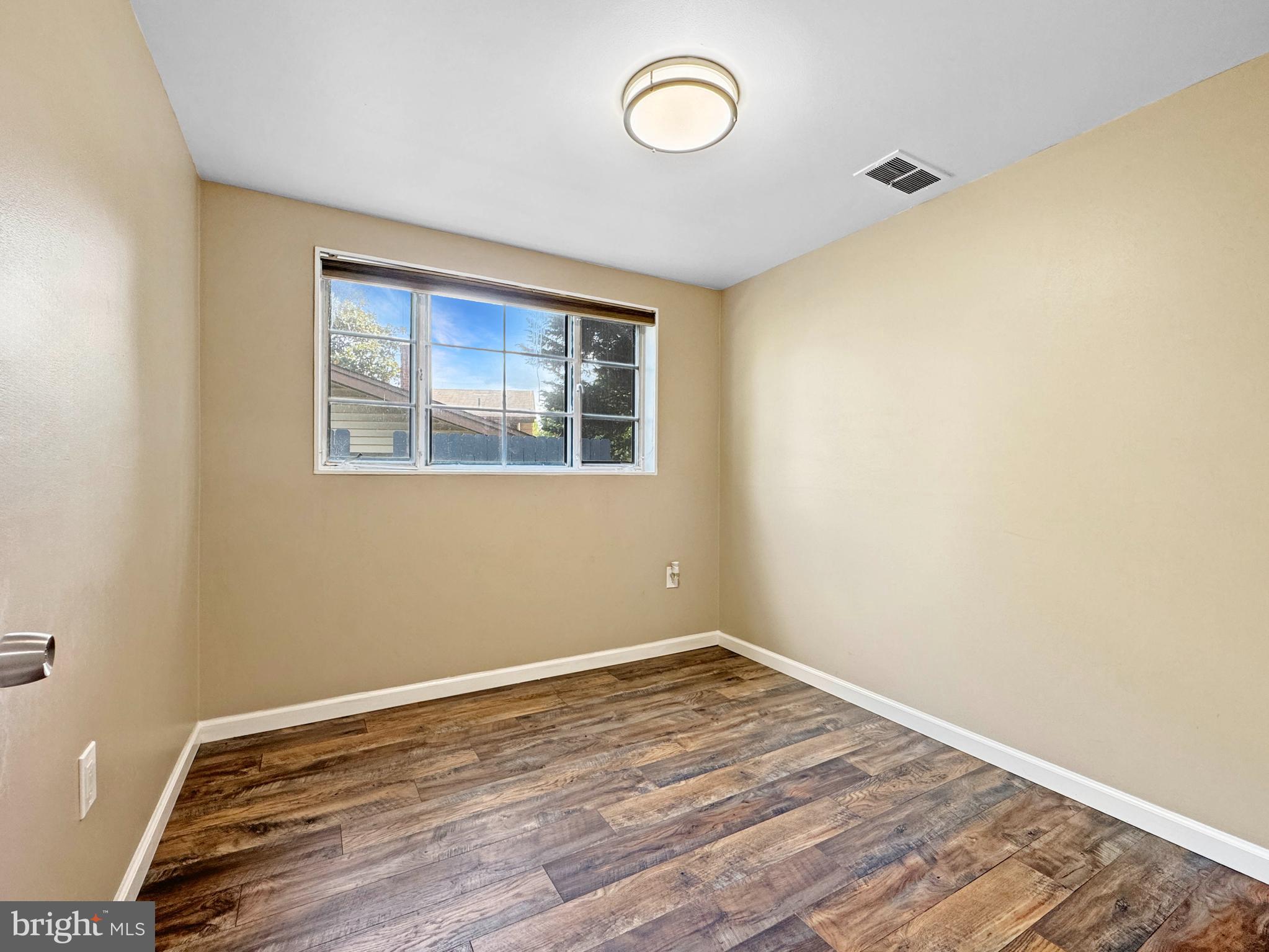 PLYERS MILL ESTATES - Residential