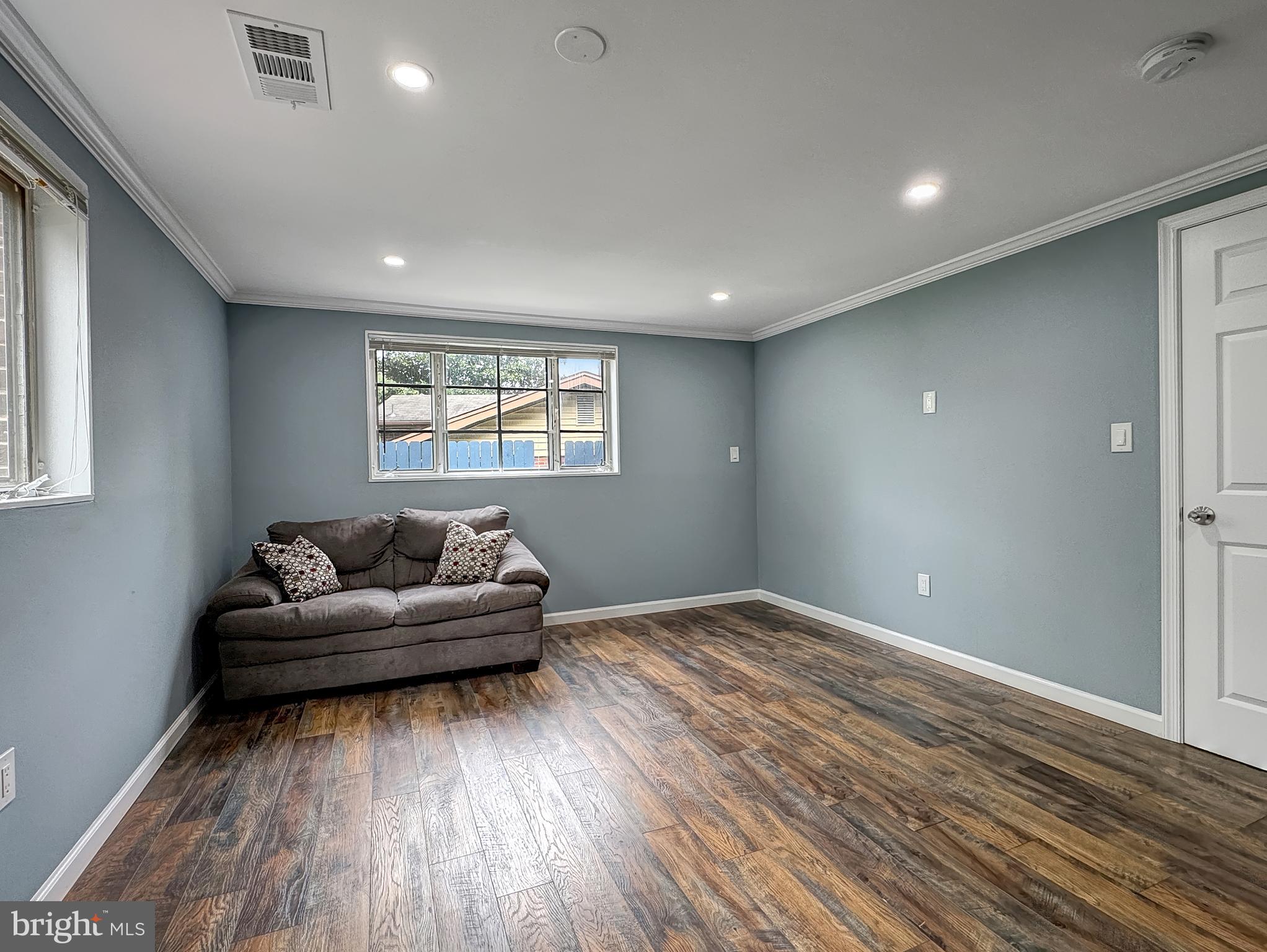 PLYERS MILL ESTATES - Residential