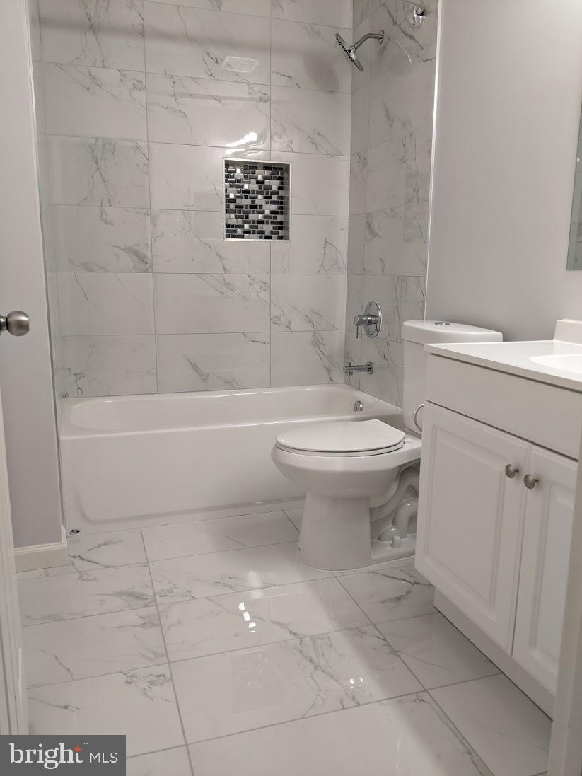 PENDERBROOK - Residential Lease