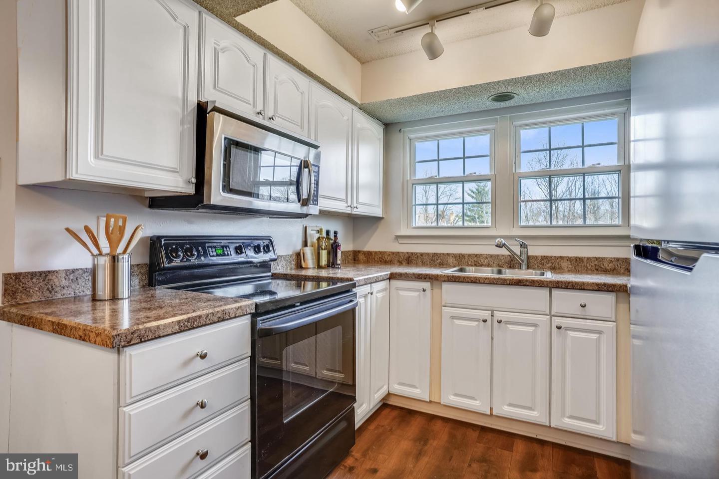 PENDERBROOK - Residential Lease