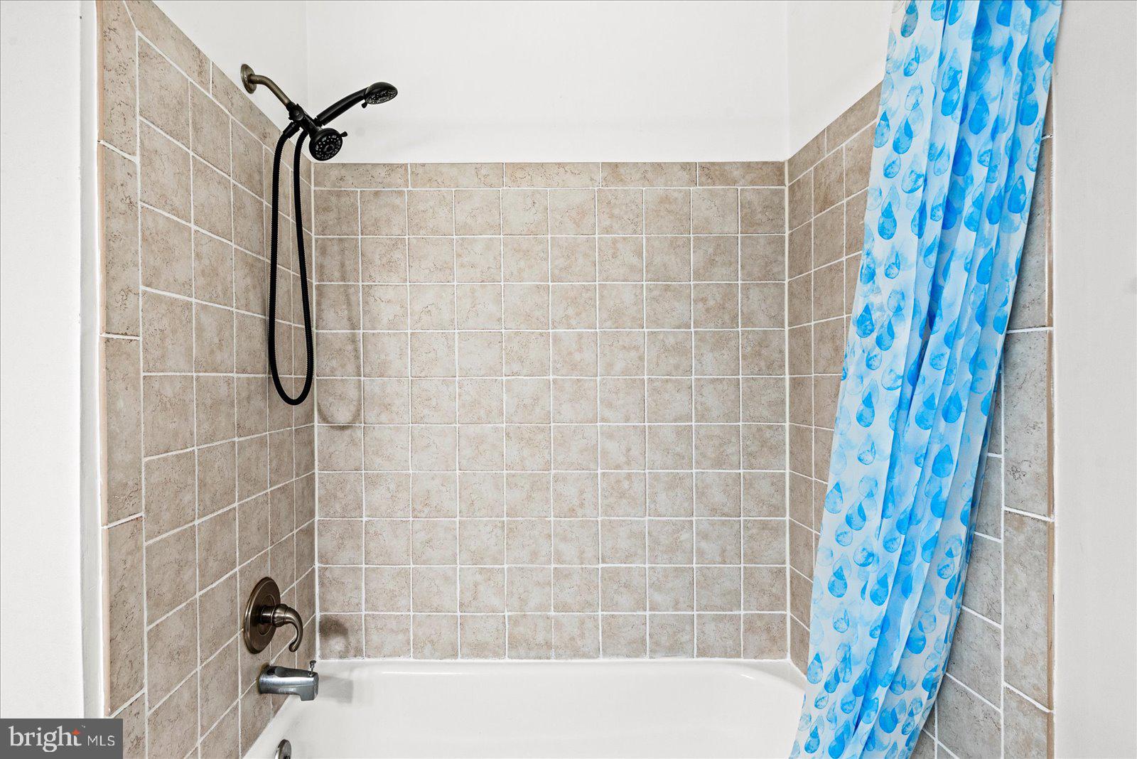 SEQUOYAH - Residential