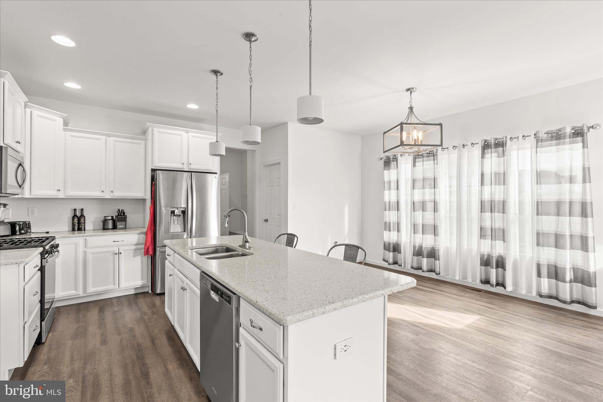 HAMILTON'S OVERLOOK - Residential