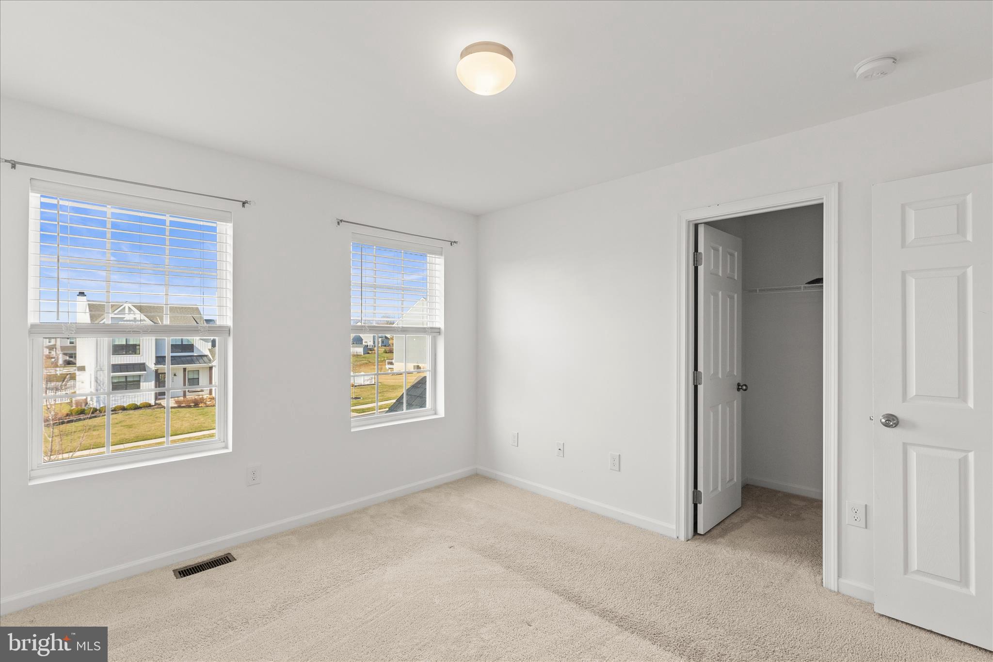 HAMILTON'S OVERLOOK - Residential