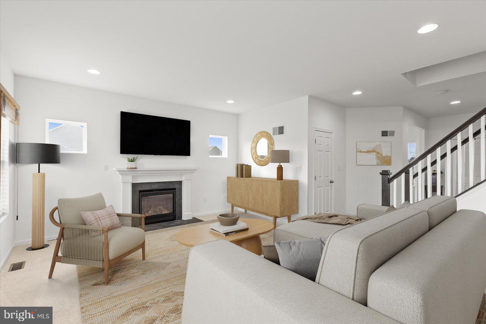 HAMILTON'S OVERLOOK - Residential