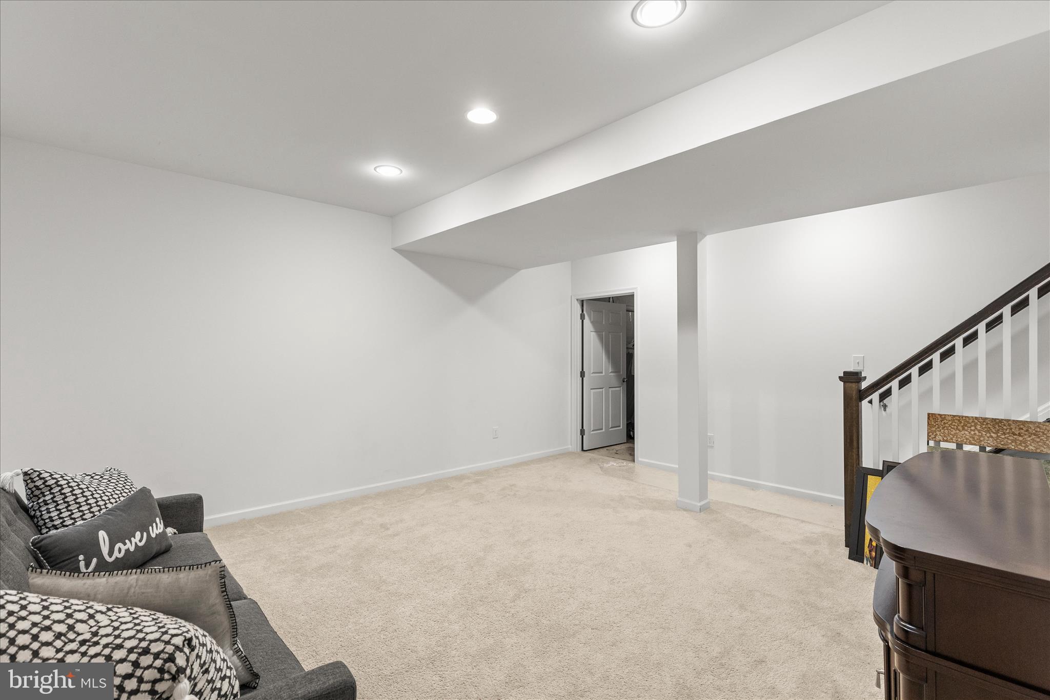 HAMILTON'S OVERLOOK - Residential