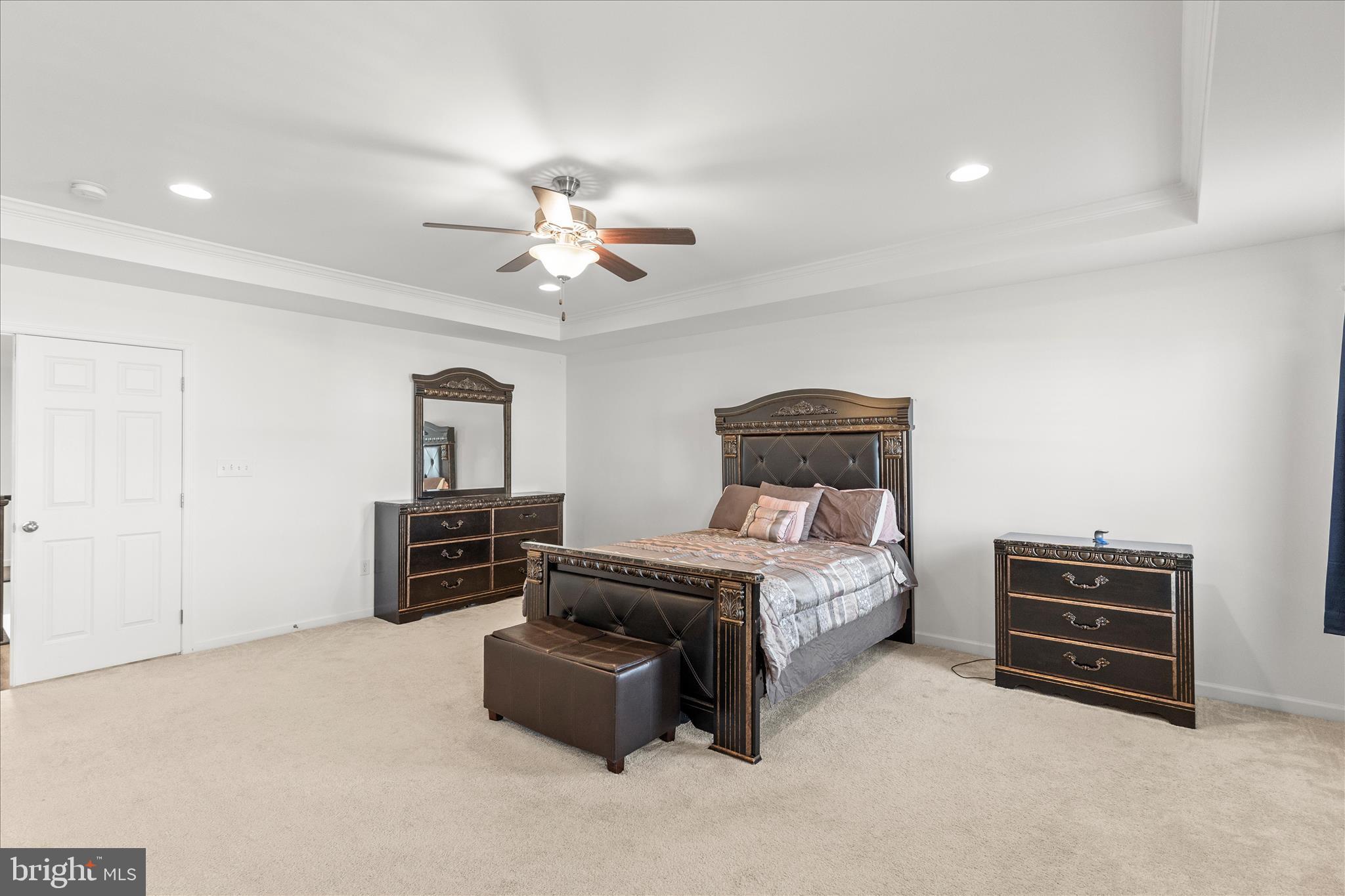 HAMILTON'S OVERLOOK - Residential