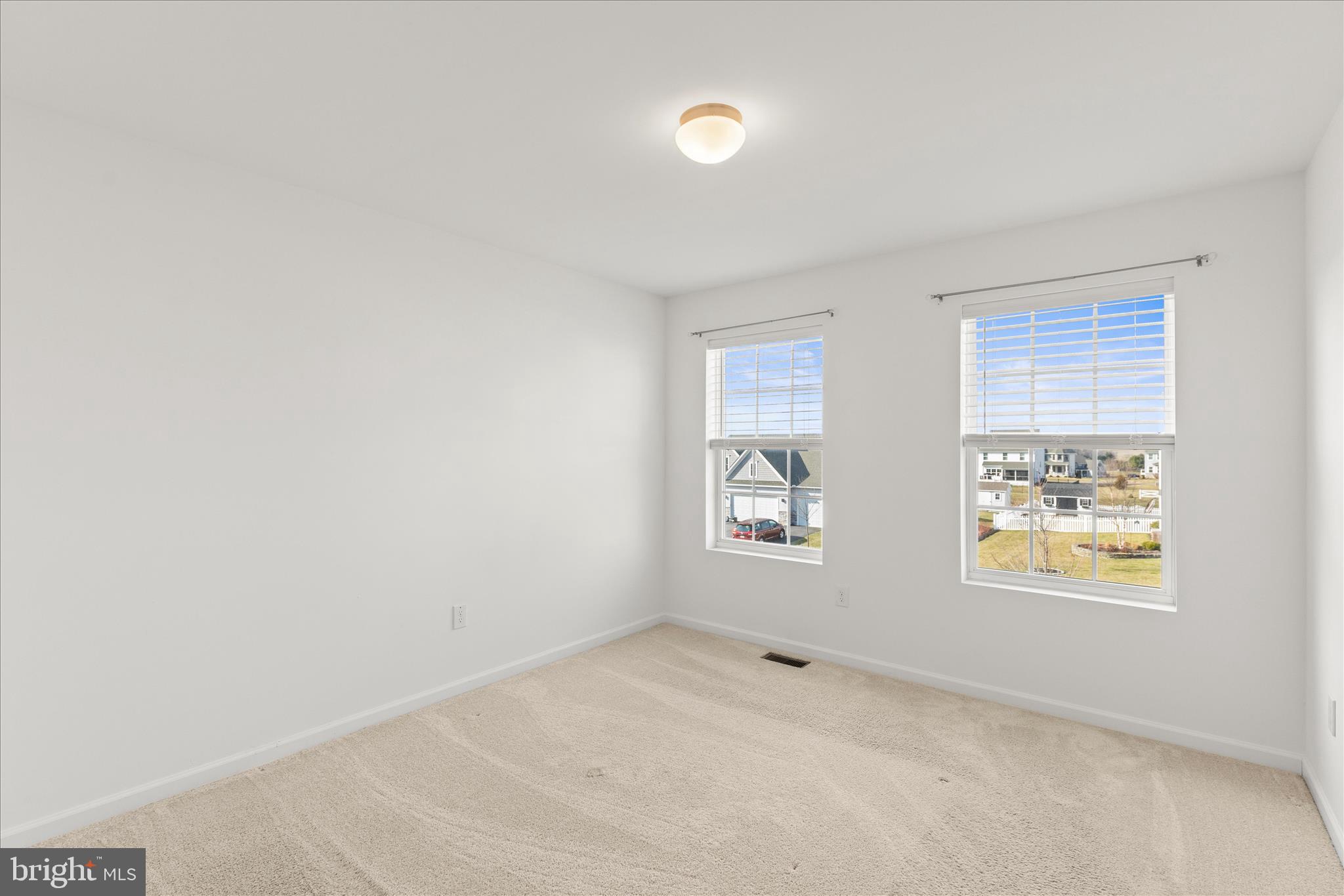 HAMILTON'S OVERLOOK - Residential