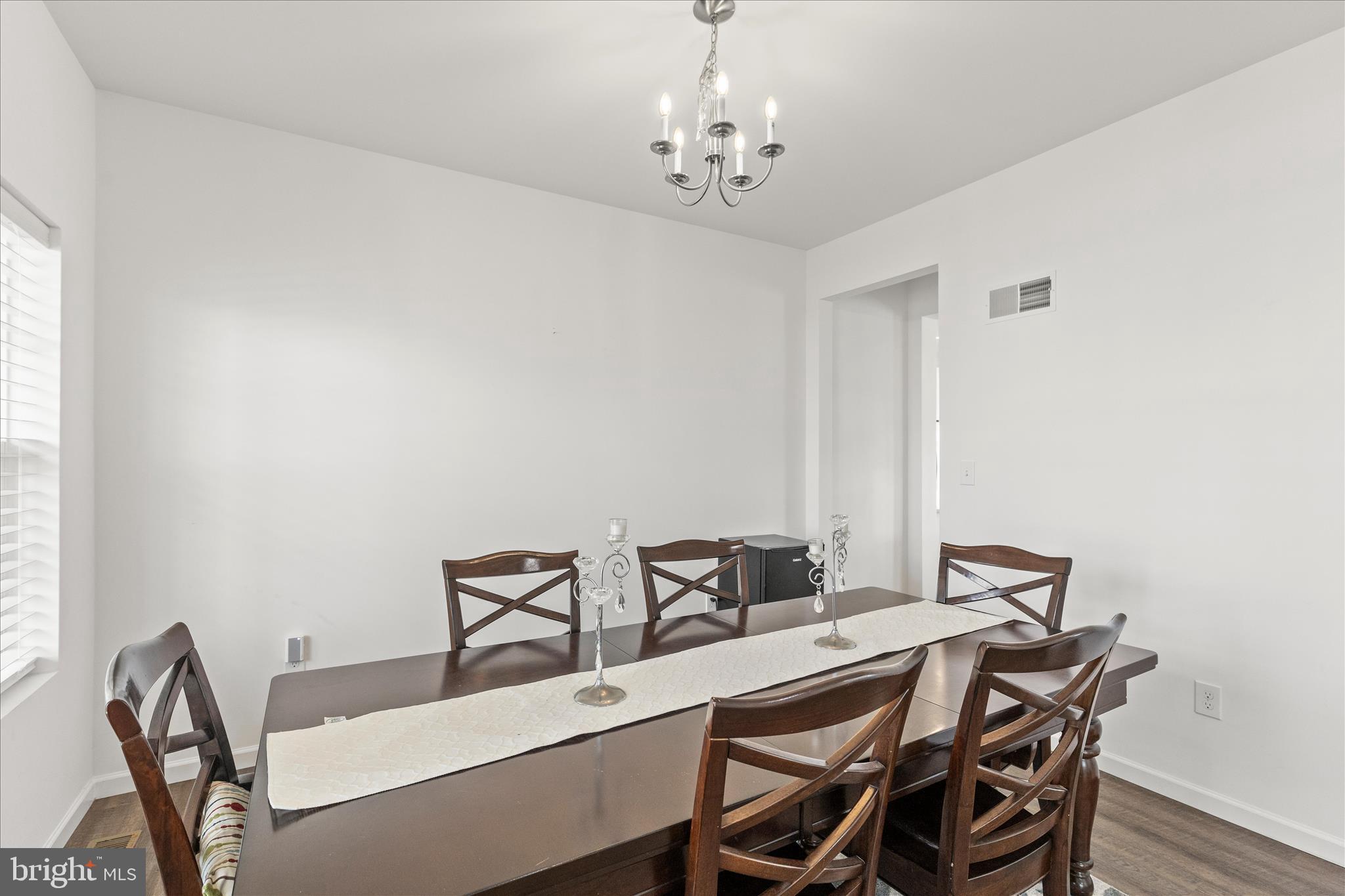 HAMILTON'S OVERLOOK - Residential