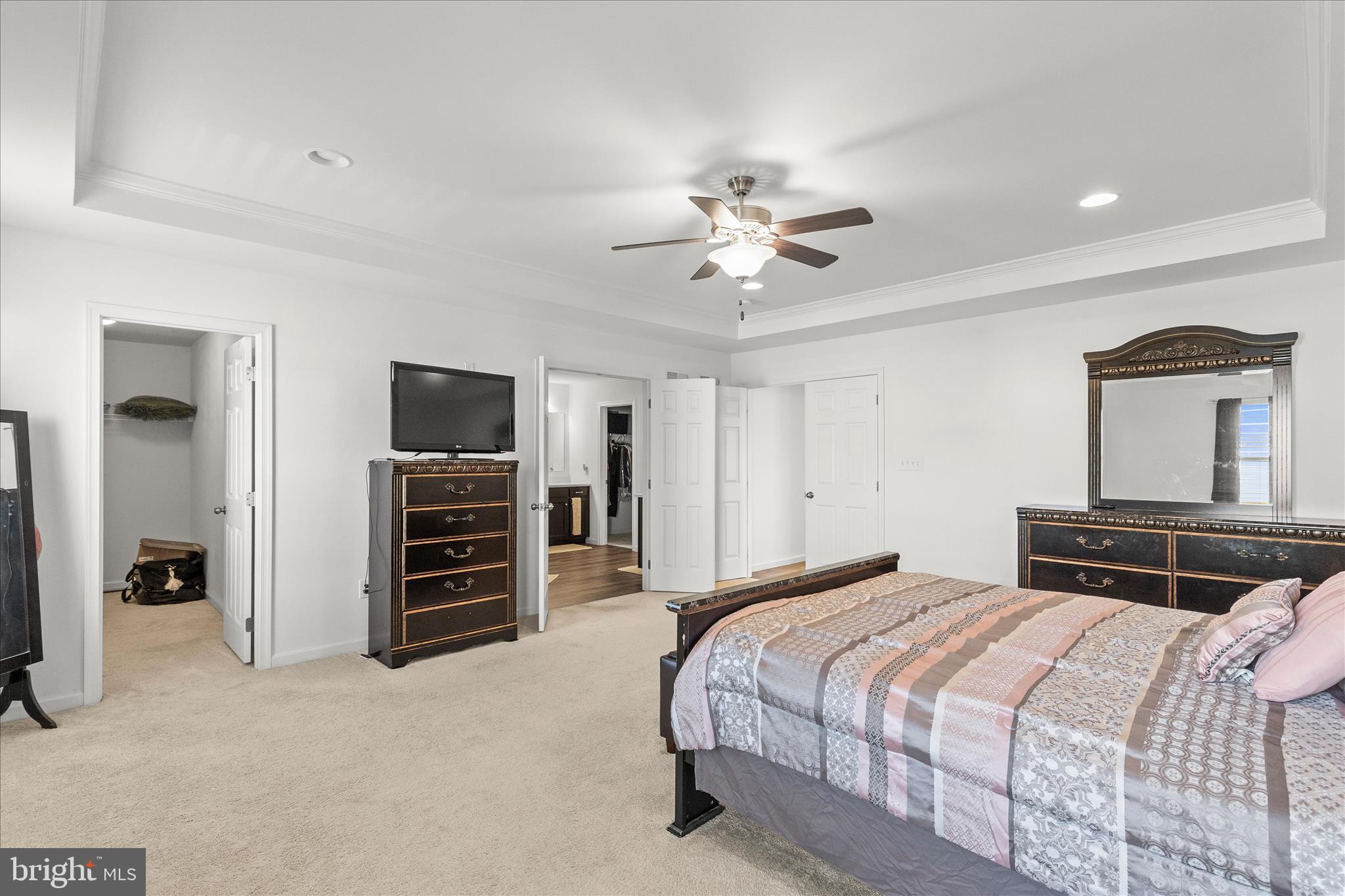 HAMILTON'S OVERLOOK - Residential