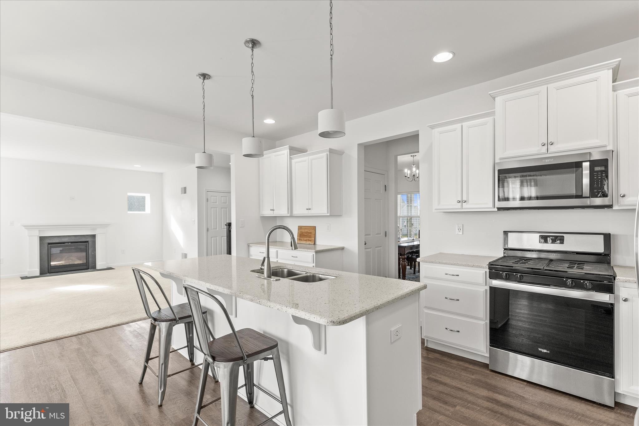 HAMILTON'S OVERLOOK - Residential