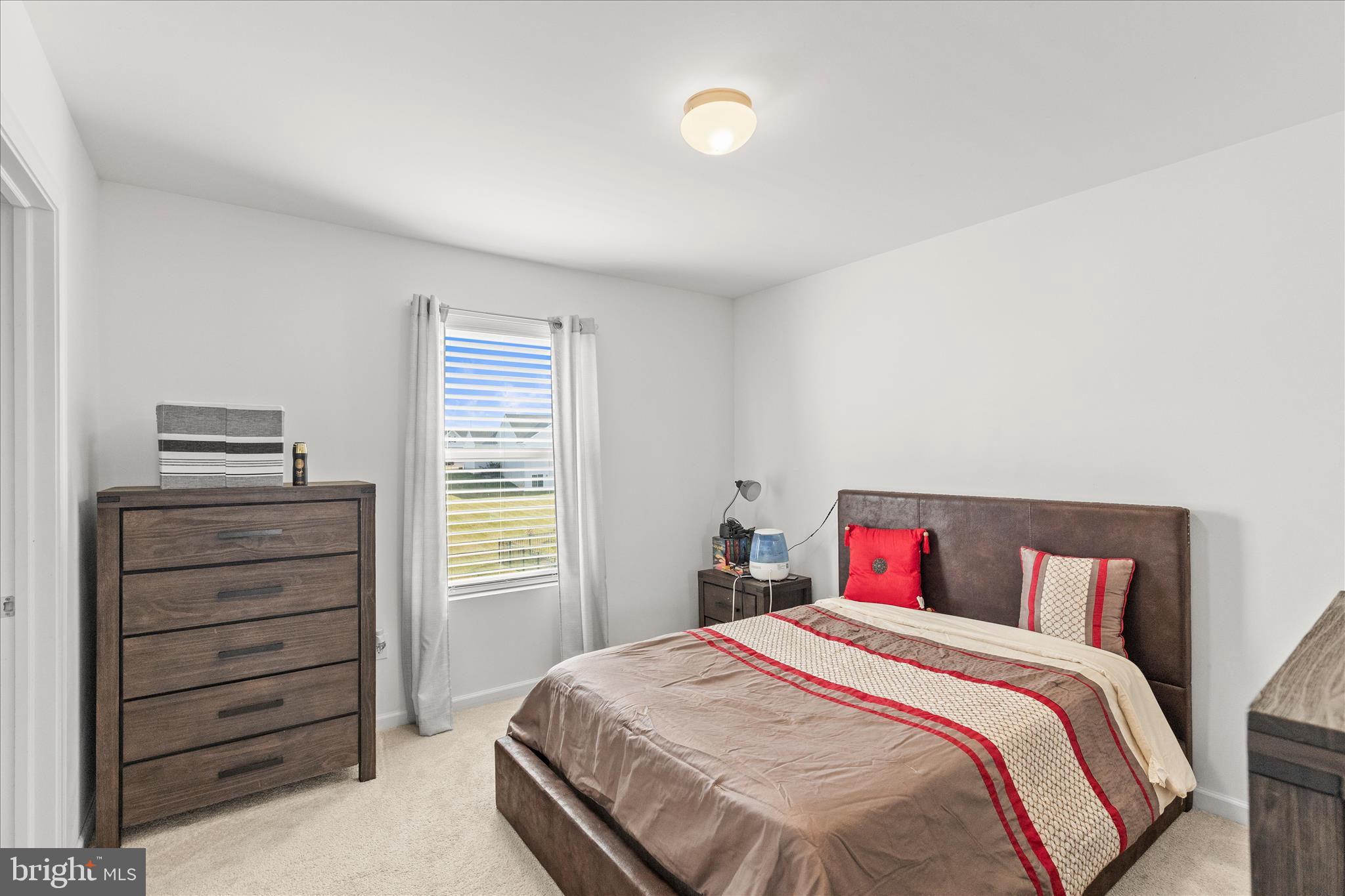 HAMILTON'S OVERLOOK - Residential