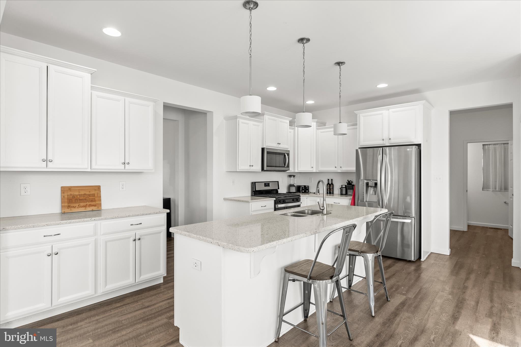 HAMILTON'S OVERLOOK - Residential