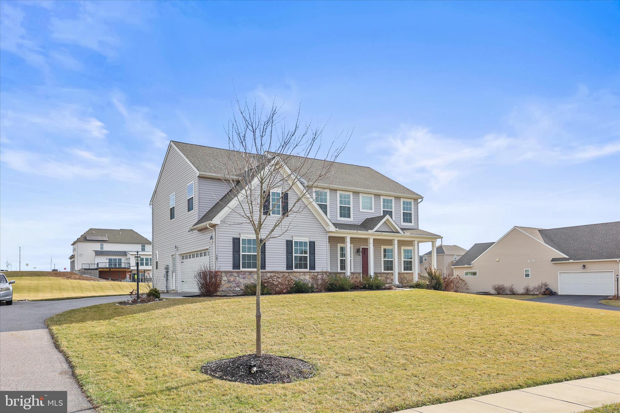 HAMILTON'S OVERLOOK - Residential