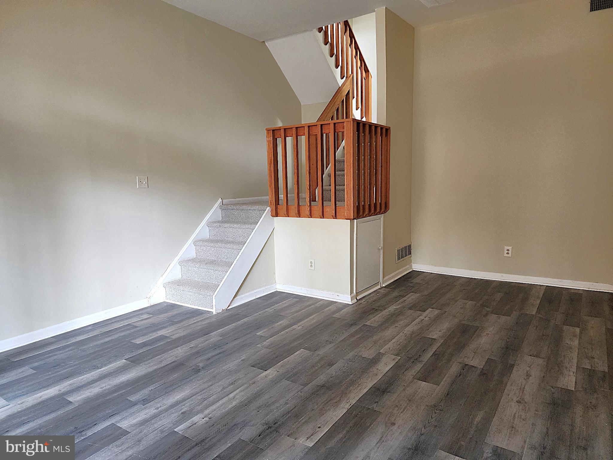 FAIRWAY FALLS - Residential