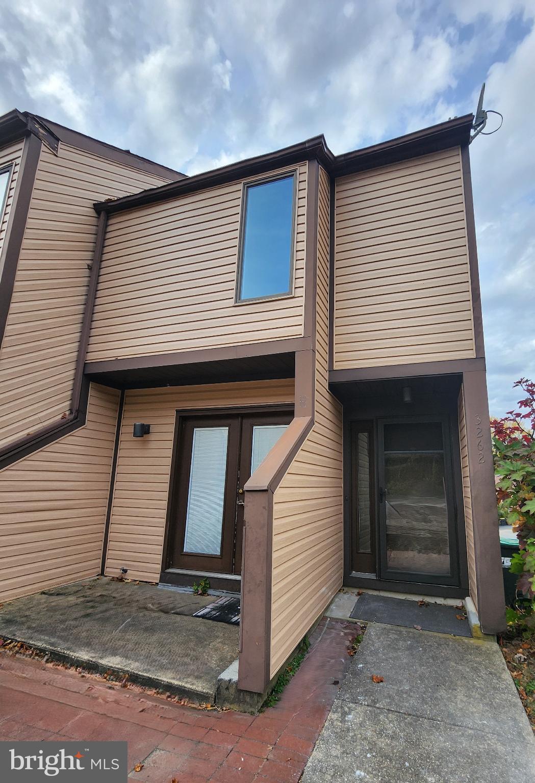 FAIRWAY FALLS - Residential