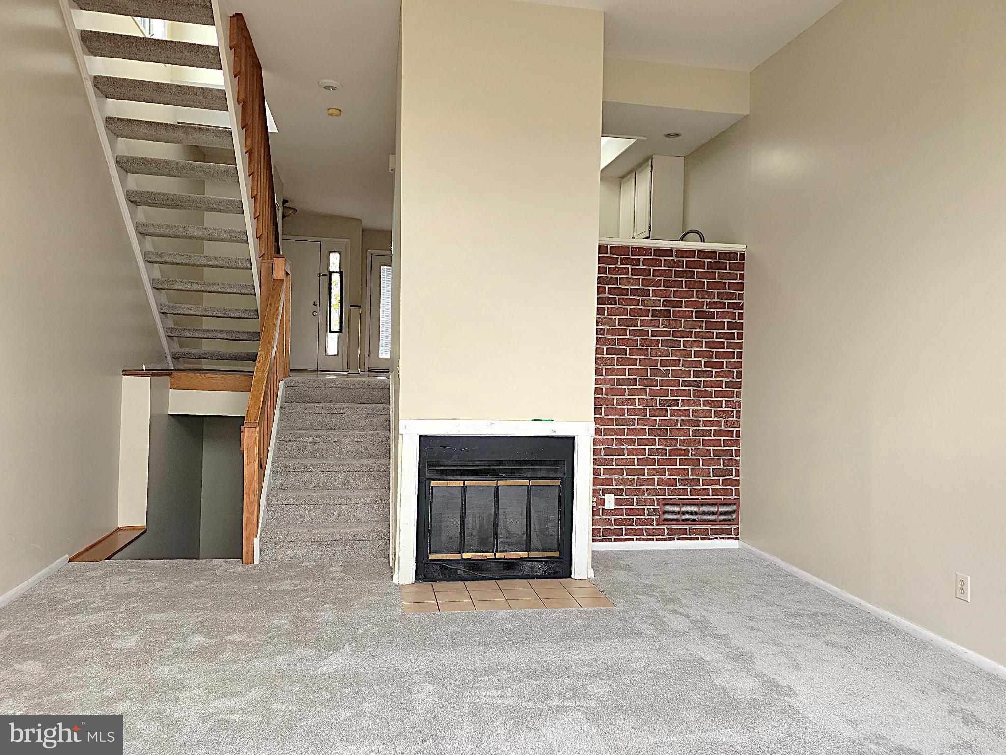 FAIRWAY FALLS - Residential