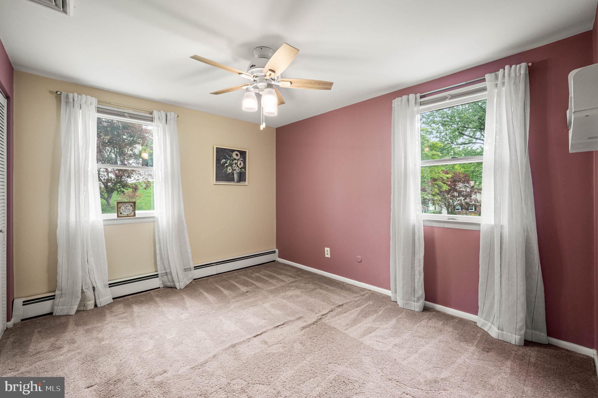 WESTTOWN ACRES - Residential