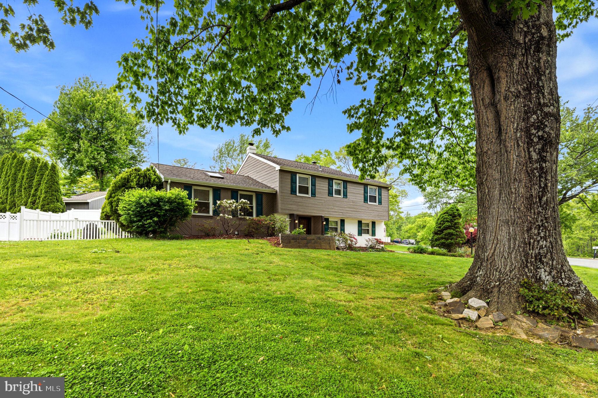 WESTTOWN ACRES - Residential