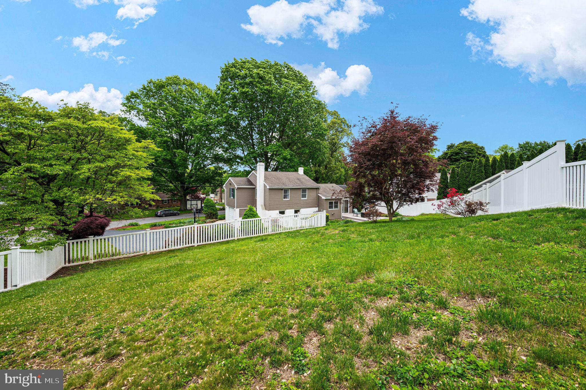 WESTTOWN ACRES - Residential