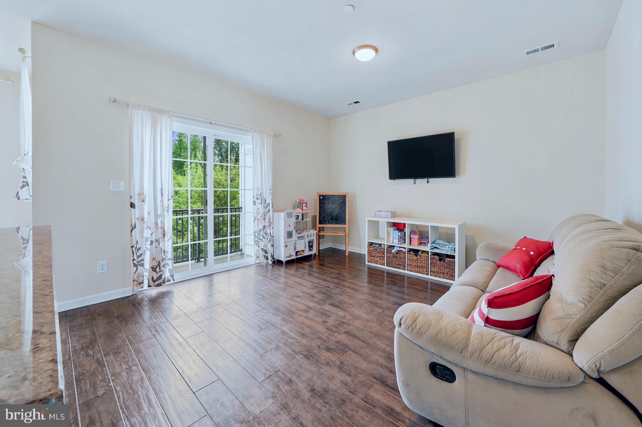 RAVENSCLIFF - Residential
