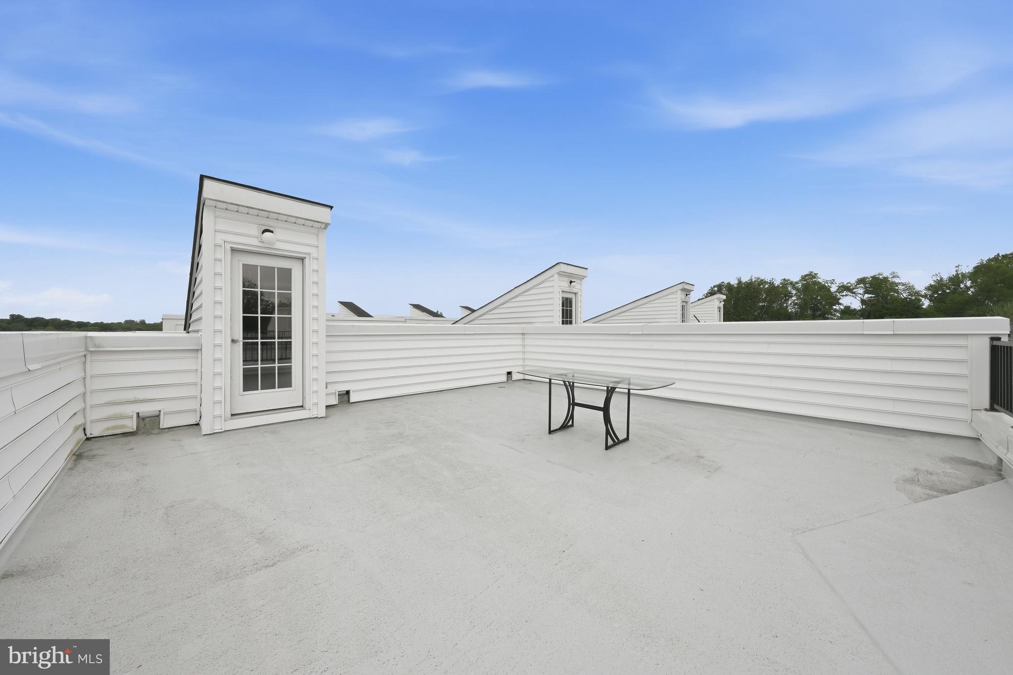 RAVENSCLIFF - Residential